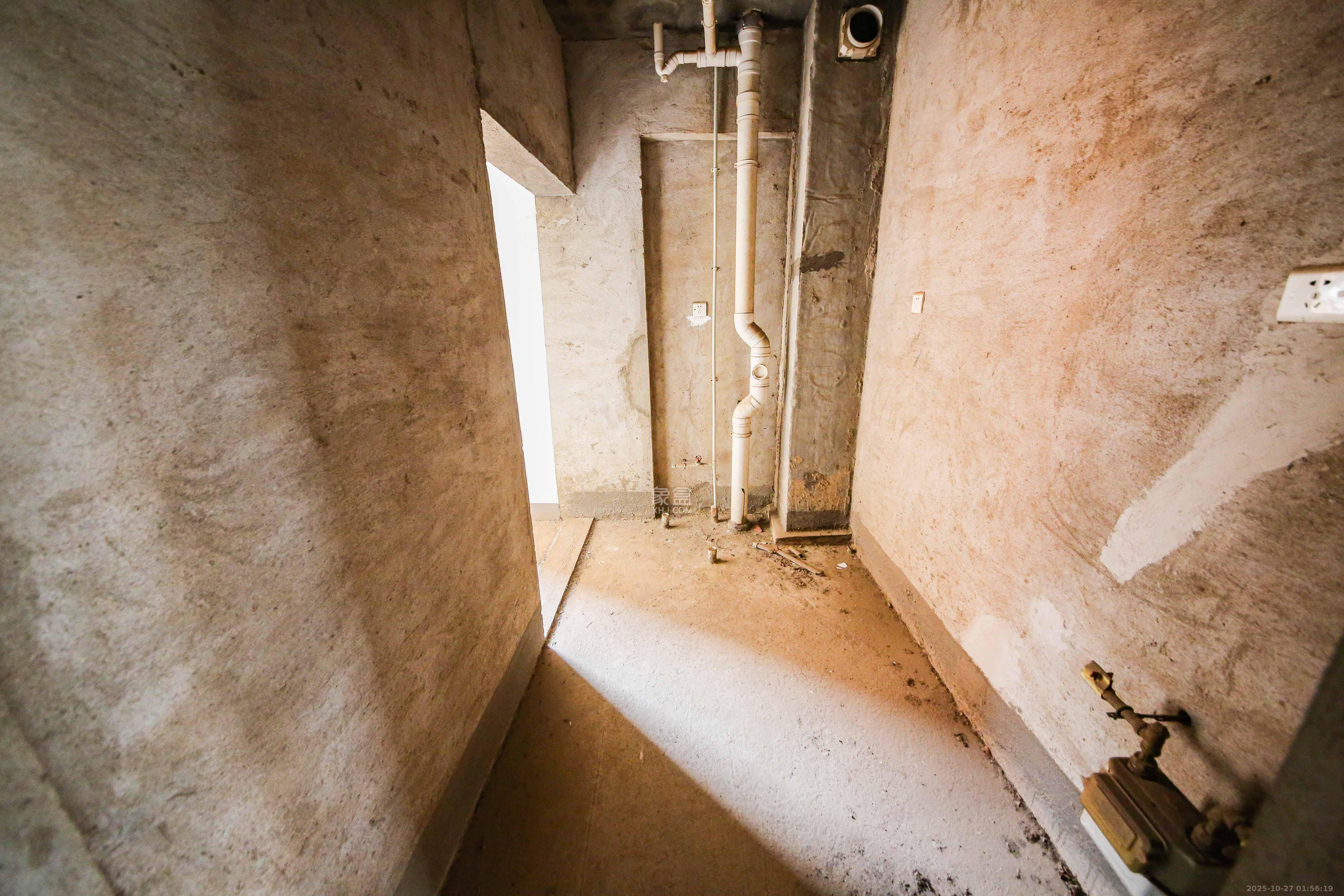 湘府名邸(同力家园) 3室2厅2卫 80.0万 湘府名邸(同力家园) 3室2厅2卫 80.0万厨房