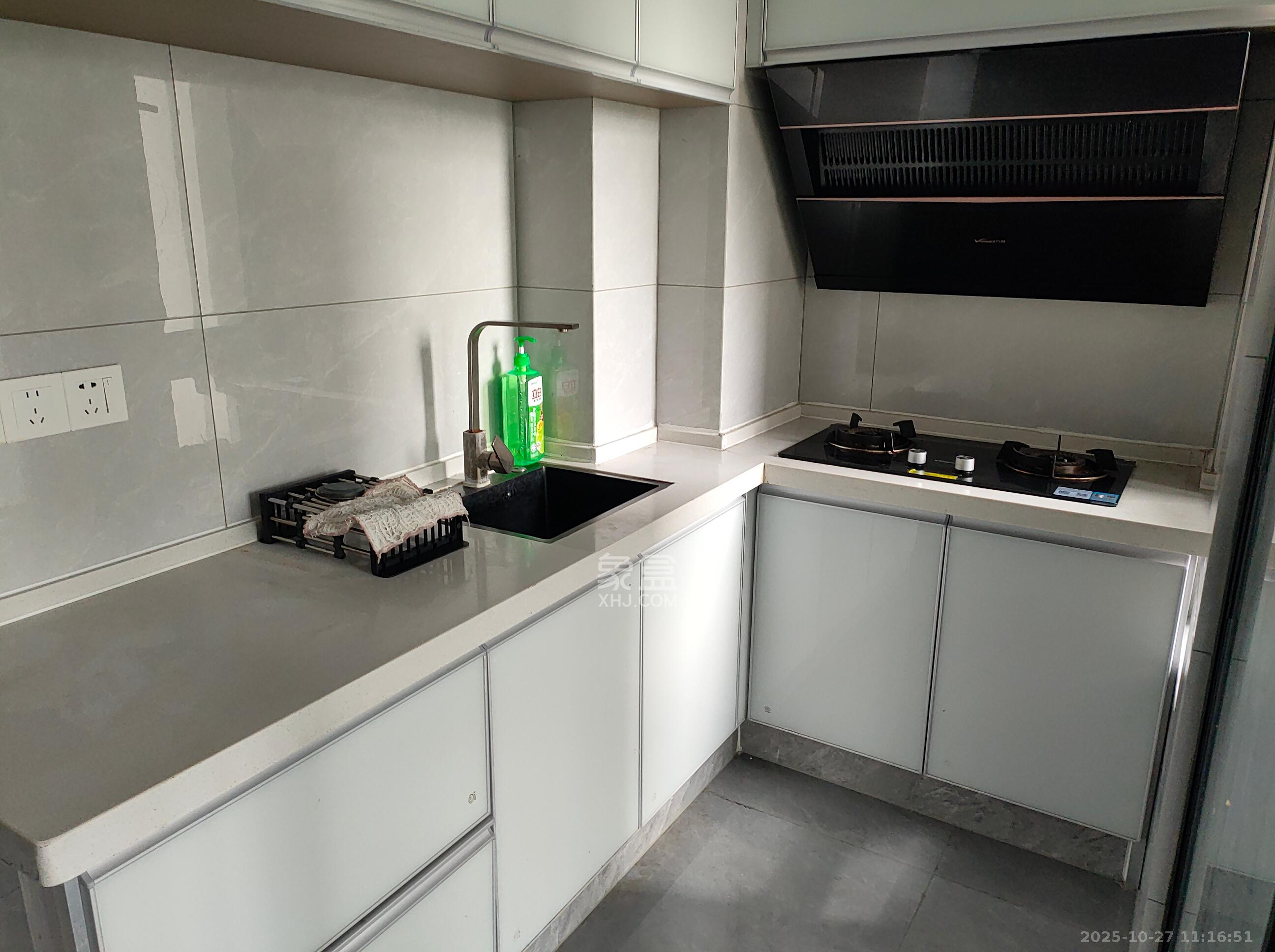 新城悦隽公园  2室1厅1卫    1880.0元/月 新城悦隽公园  2室1厅1卫    1880.0元/月室内图