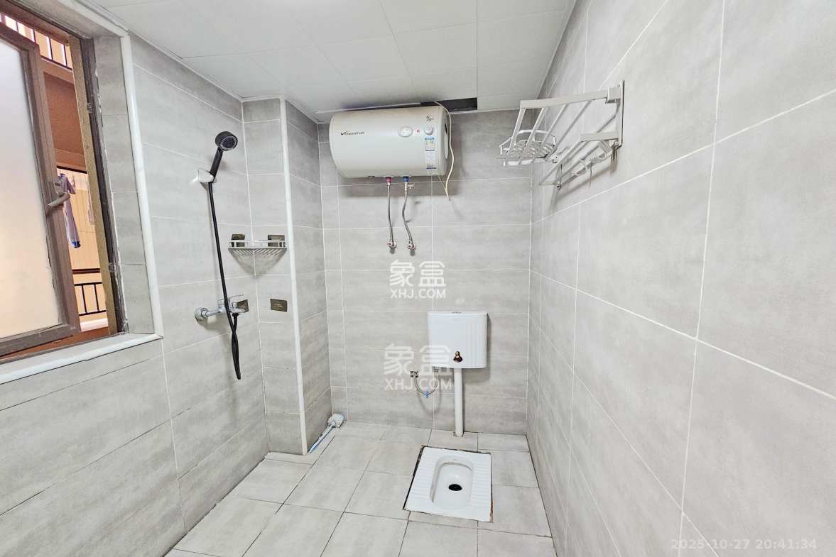 阳光城尚东湾青云苑 4室2厅2卫 108.0万 阳光城尚东湾青云苑 4室2厅2卫 108.0万卫生间