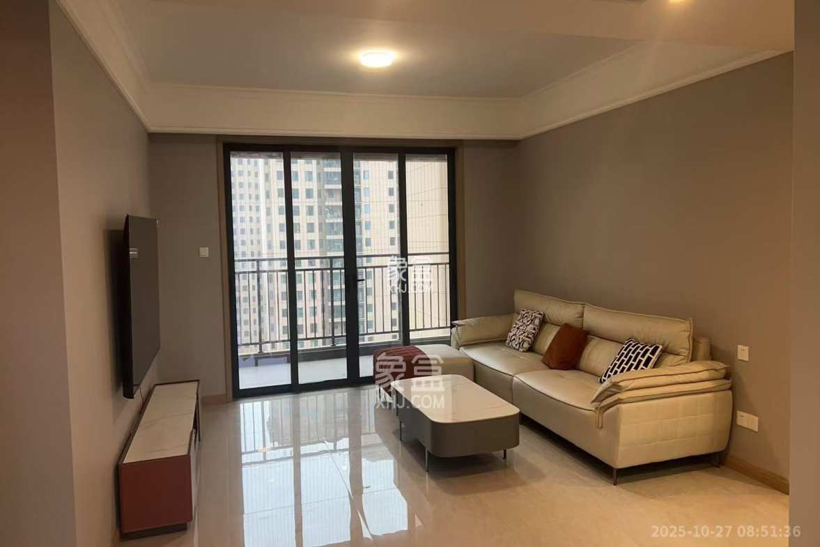 运达锦绣广场  4室2厅2卫    4680.0元/月 运达锦绣广场  4室2厅2卫    4680.0元/月室内图1