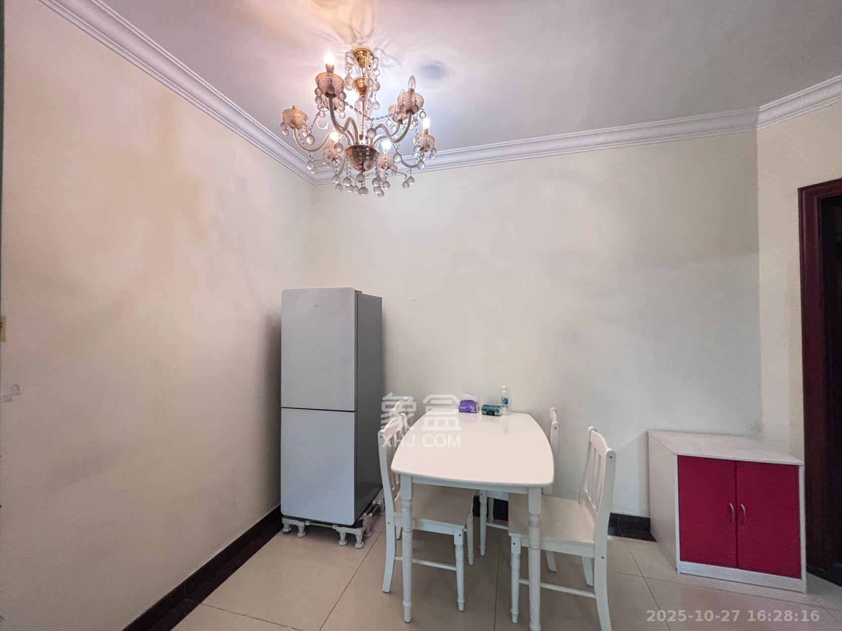 恒大雅苑  2室2厅1卫    2200.0元/月室内图