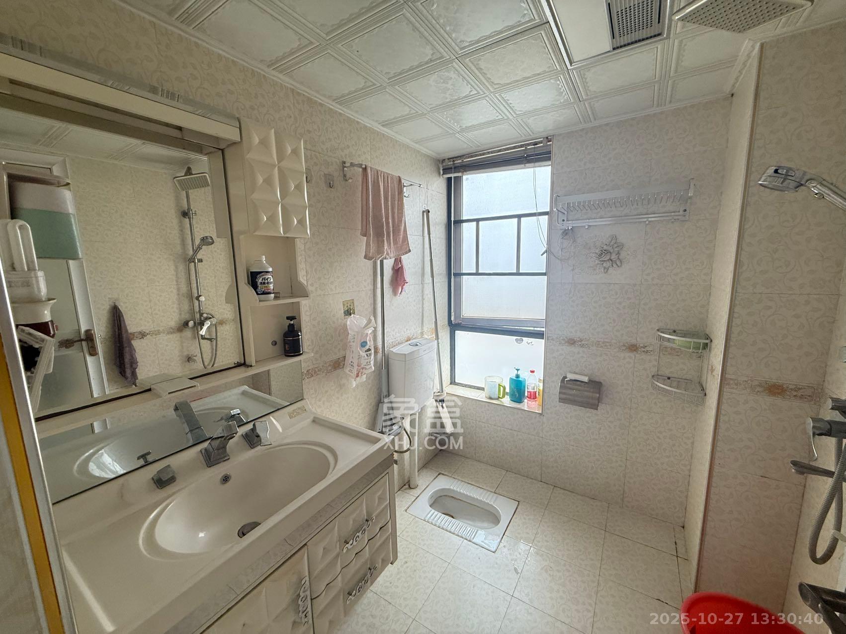 五矿紫湖香醍  3室2厅1卫    1800.0元/月室内图