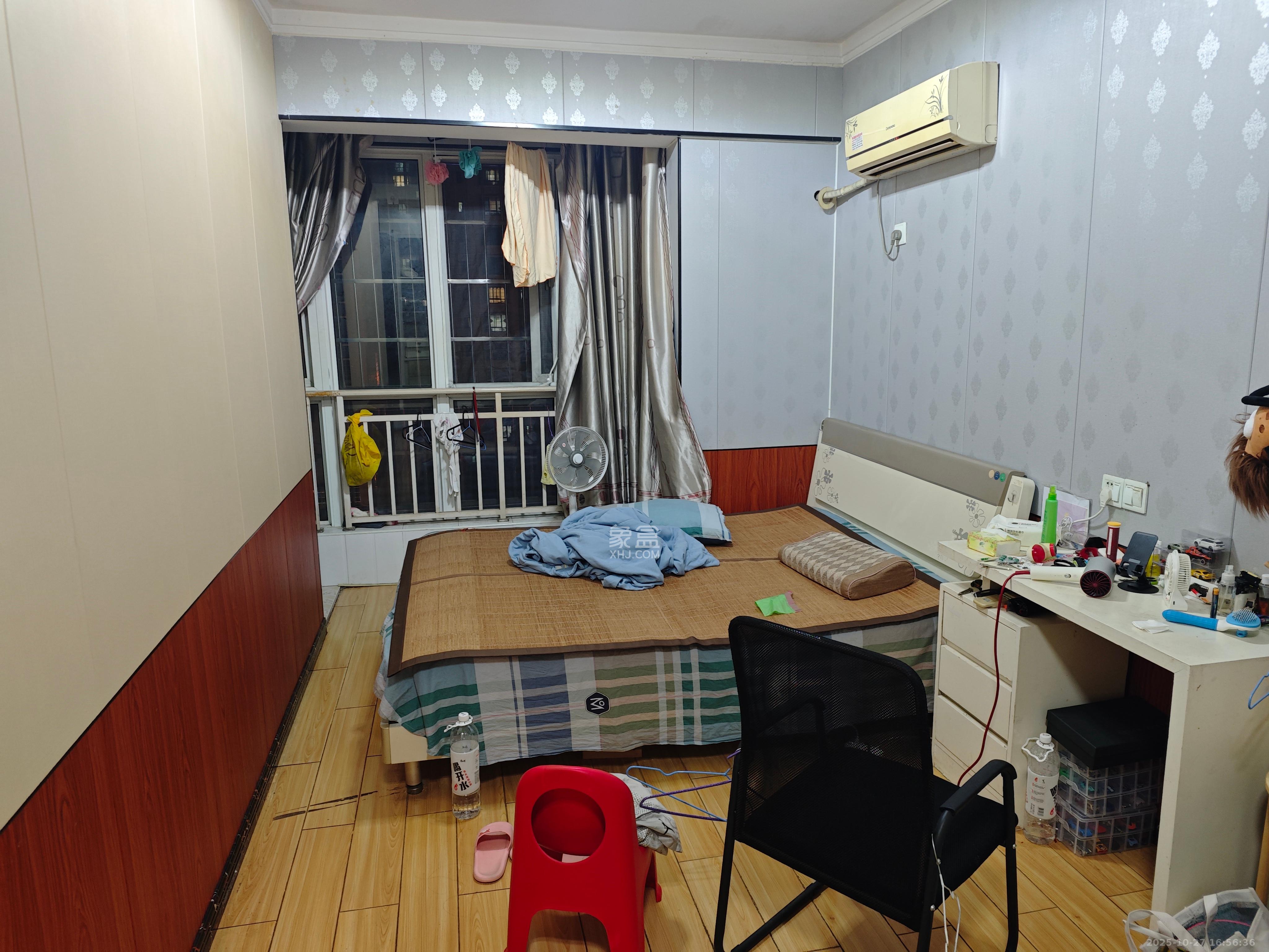 时代星城  1室1厅1卫    1050.0元/月