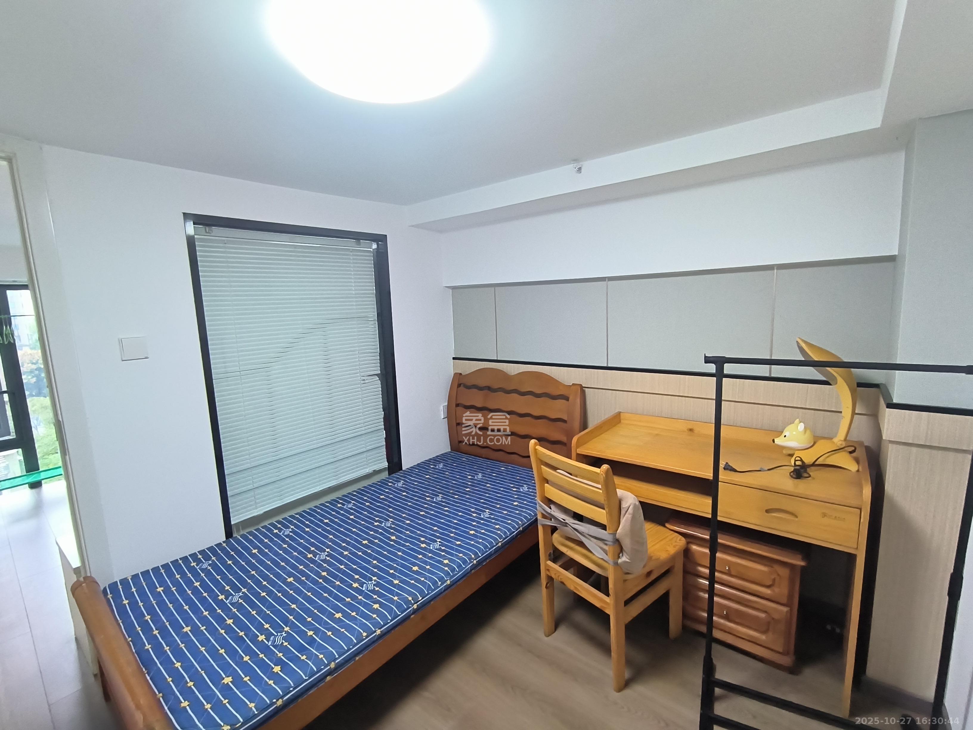 越秀悦湖台 2室1厅1卫 2400.0元/月 越秀悦湖台 2室1厅1卫 2400.0元/月室内图