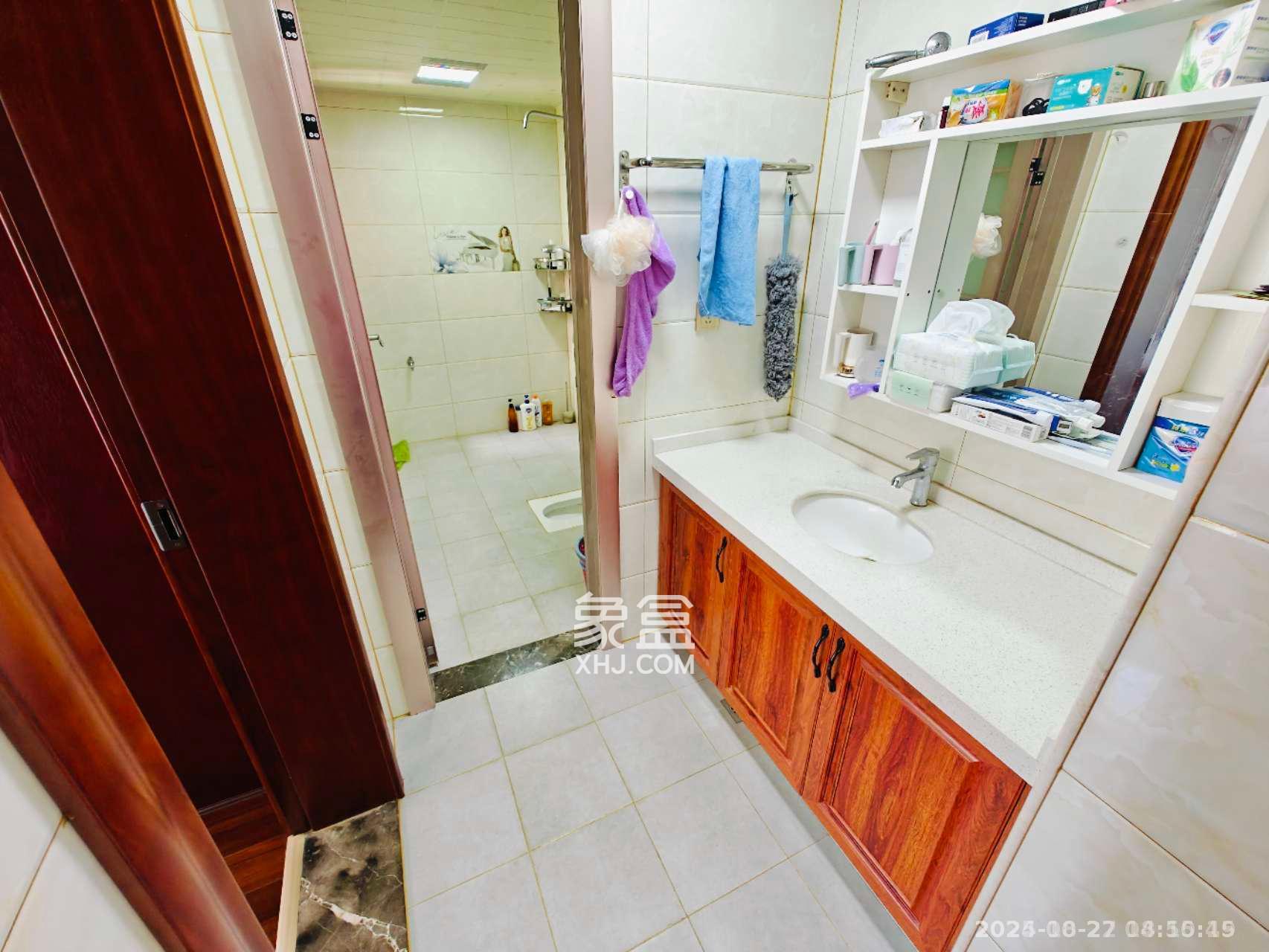 鑫远悦城（鑫远悦时代）  3室2厅2卫    3000.0元/月室内图