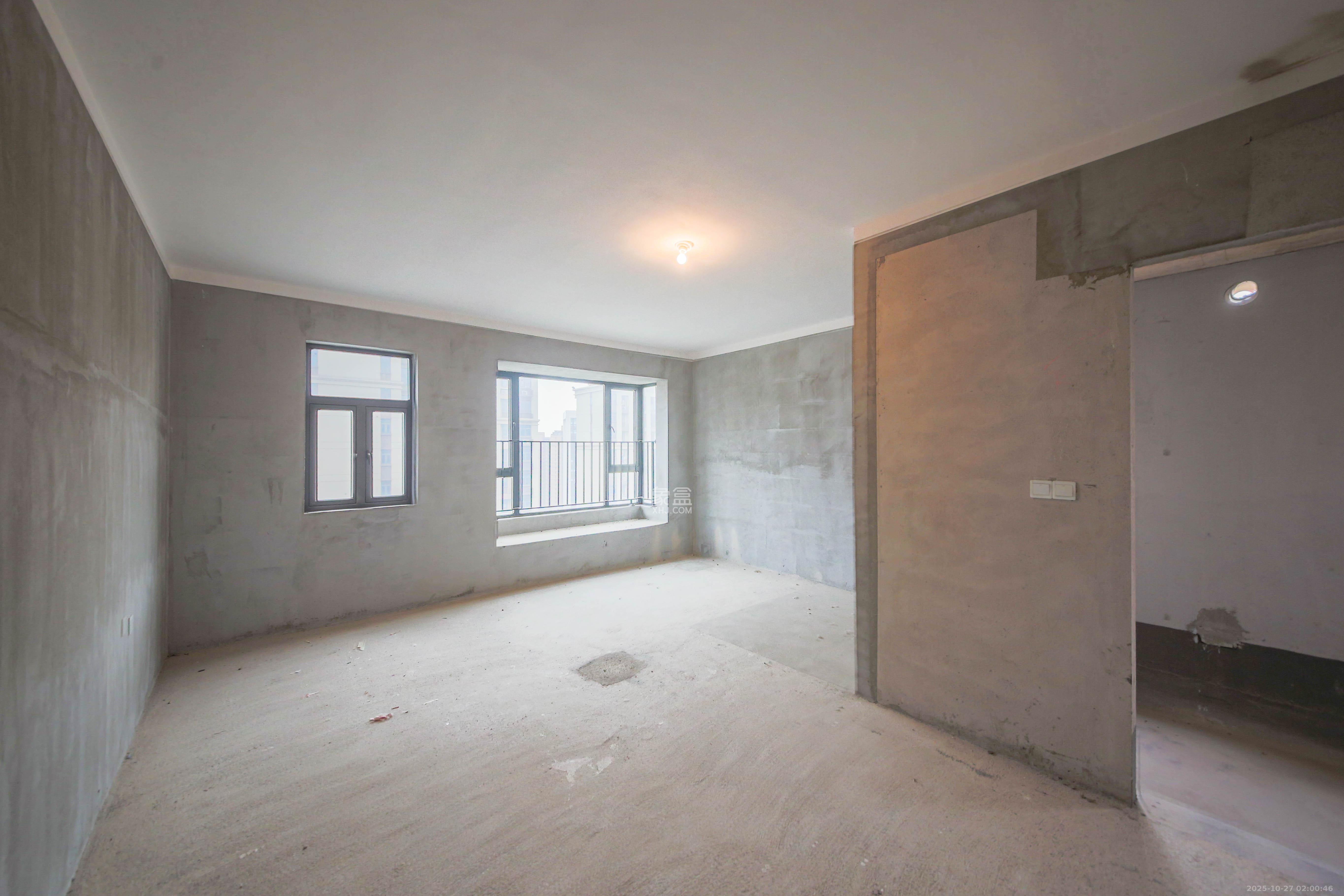 中建钰和城 4室2厅3卫 285.0万 中建钰和城 4室2厅3卫 285.0万卧室