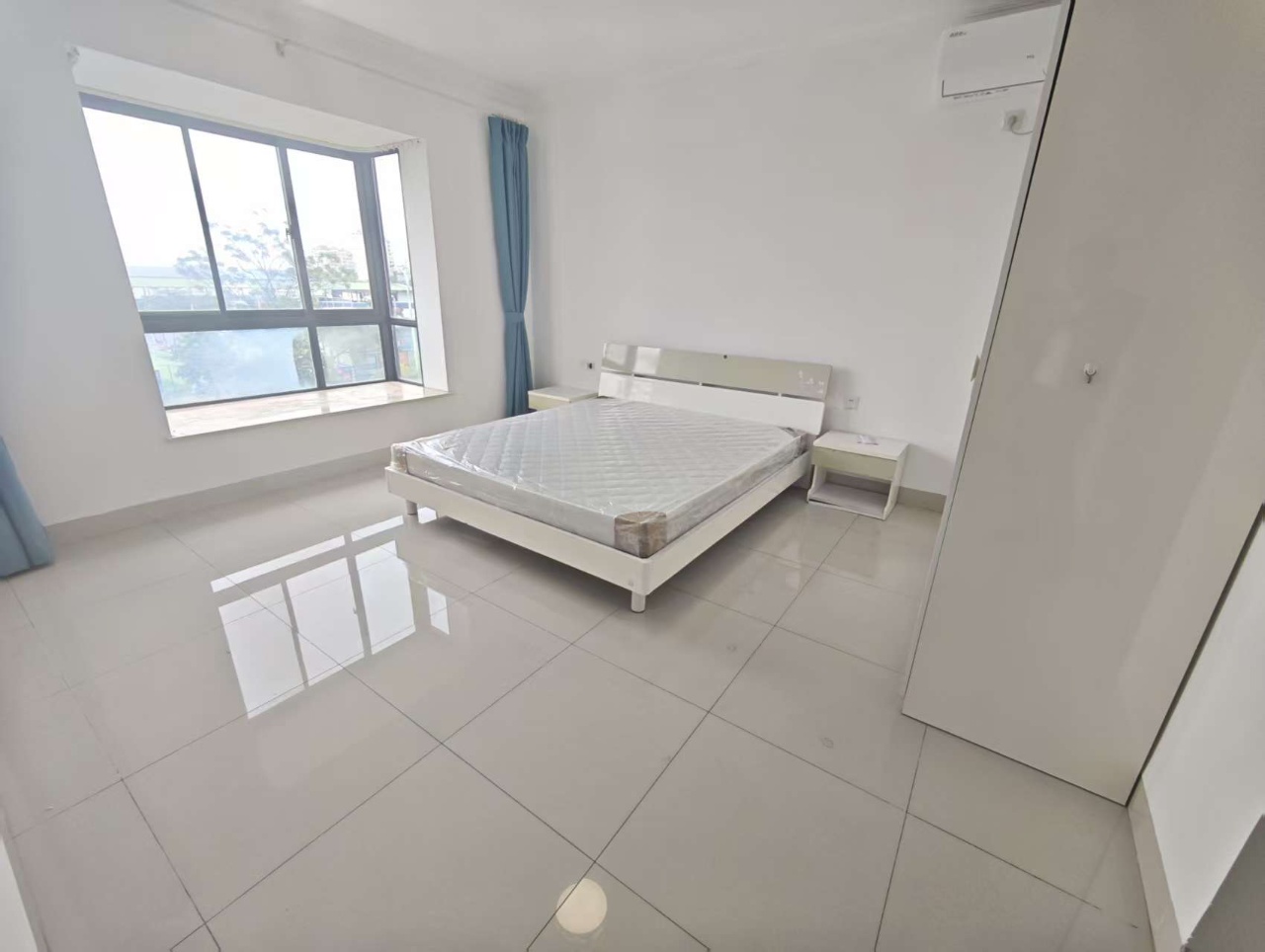 环强御景湾  3室2厅2卫    3200.0元/月室内图