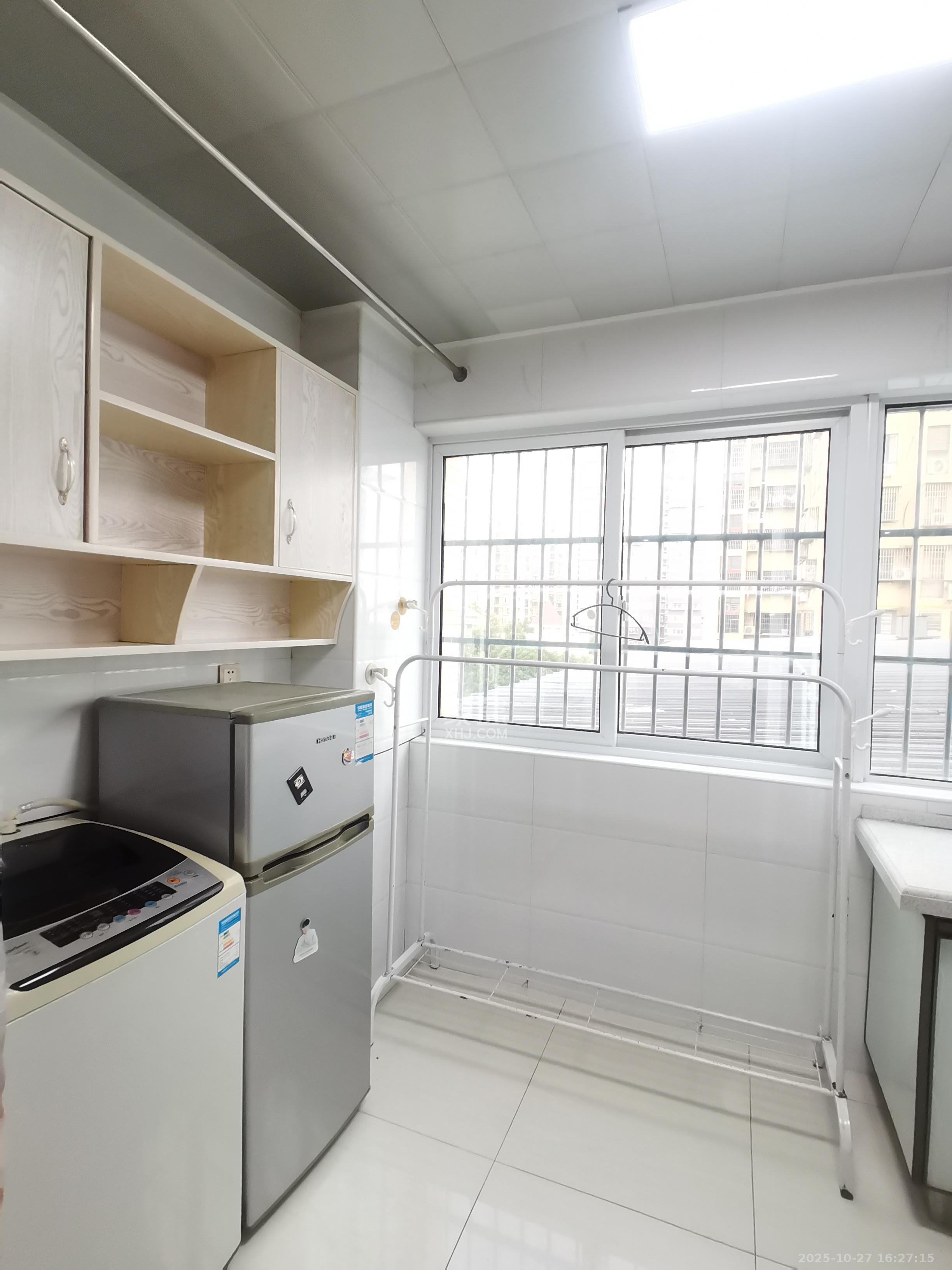 新远时代 1室1厅1卫 950.0元/月 新远时代 1室1厅1卫 950.0元/月室内图