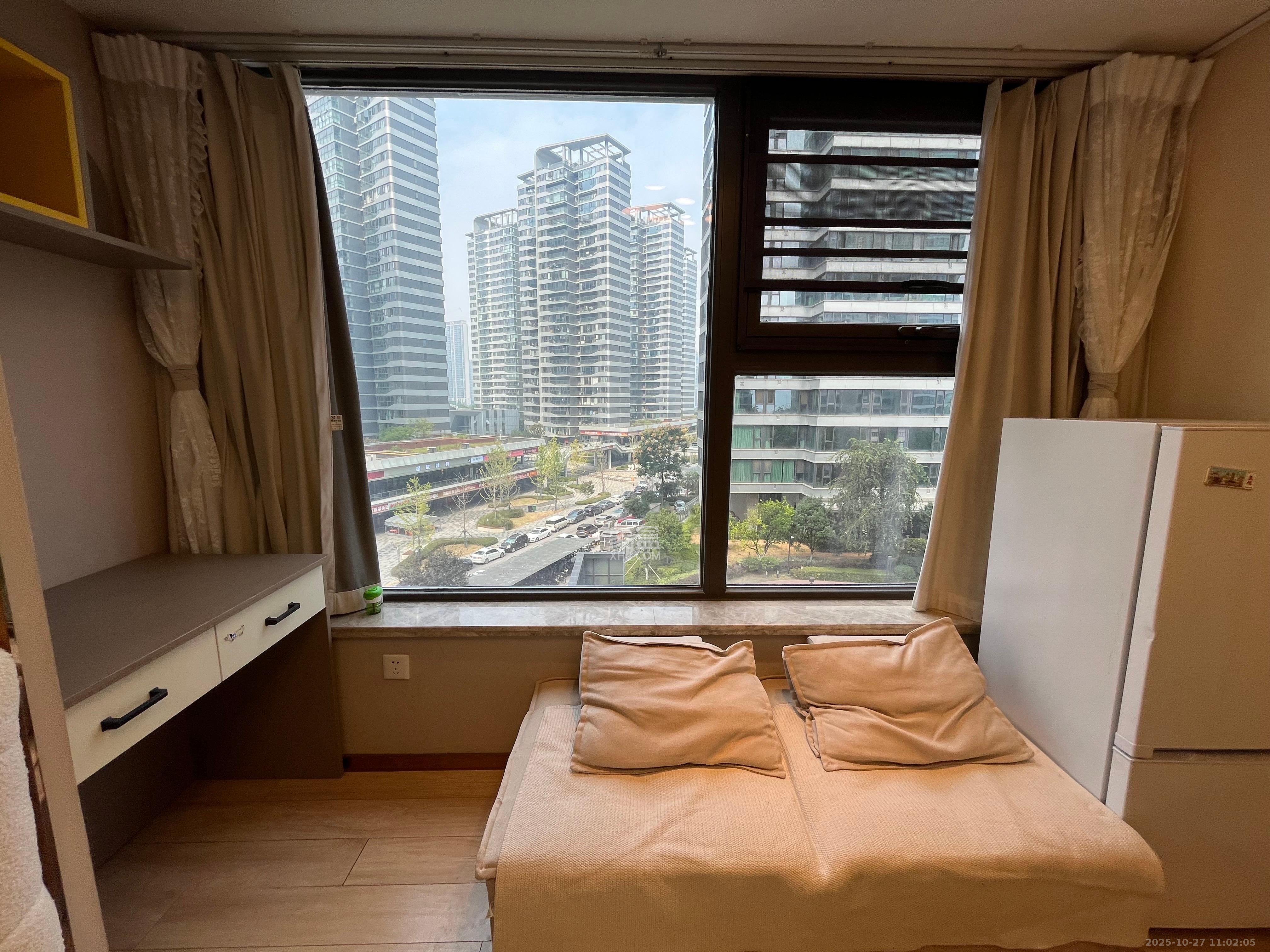 远洋外滩壹号  1室0厅0卫    1700.0元/月室内图