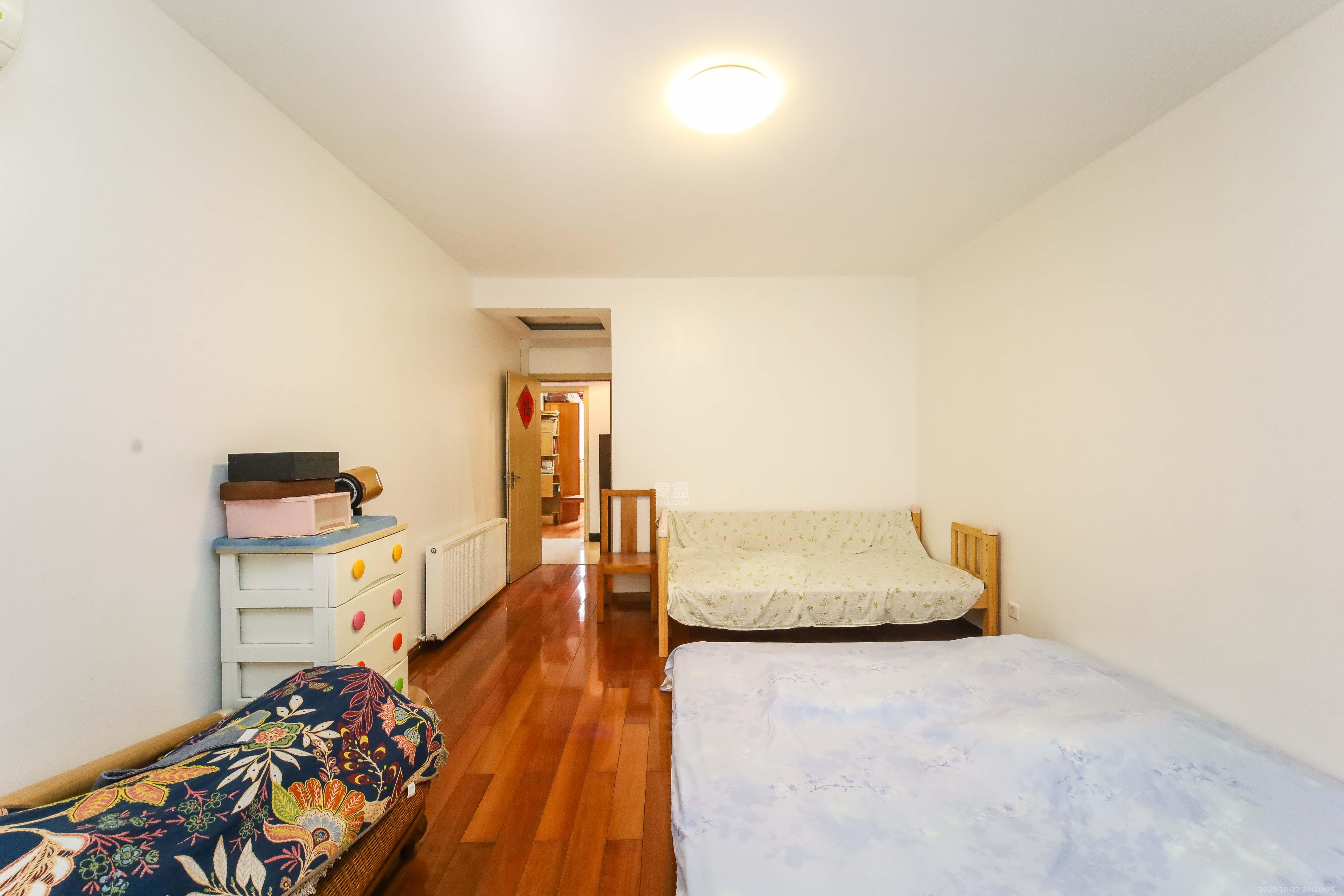 世嘉国际华城  3室2厅2卫    148.0万 世嘉国际华城  3室2厅2卫    148.0万卧室