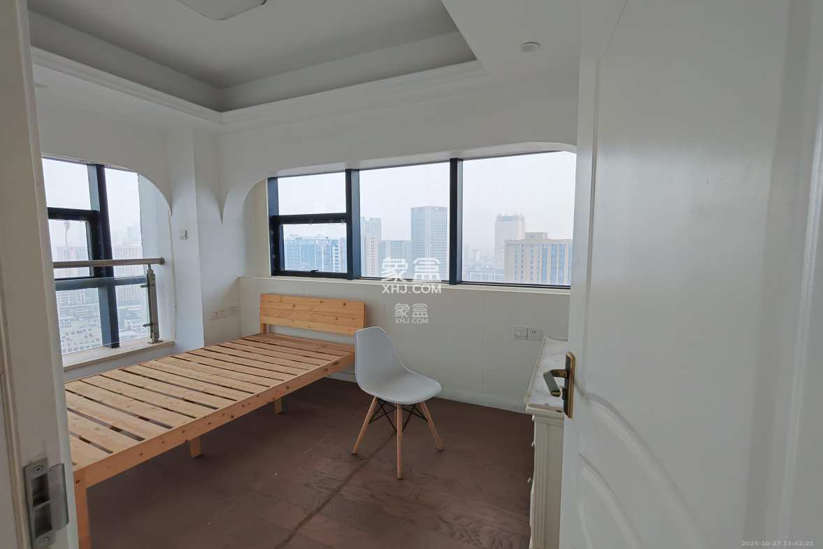 壹号公馆 2室1厅1卫 3500.0元/月 壹号公馆 2室1厅1卫 3500.0元/月室内图