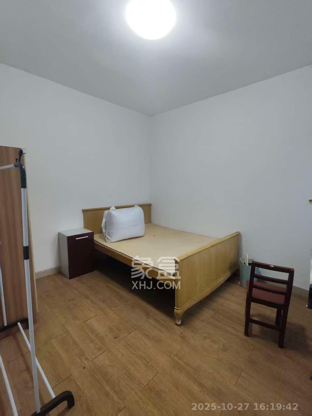 百合湖滨花园  2室2厅2卫    1200.0元/月 百合湖滨花园  2室2厅2卫    1200.0元/月室内图