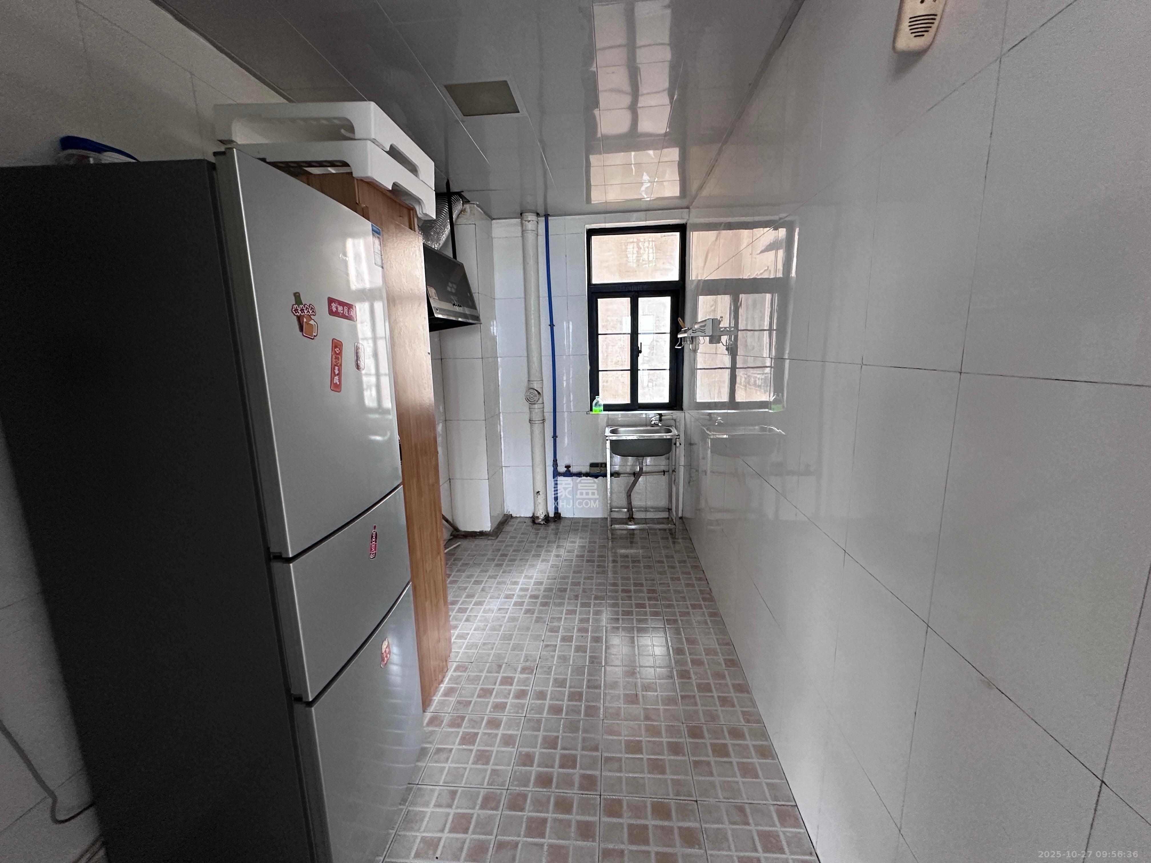 沁园春御院  3室2厅2卫    2500.0元/月 沁园春御院  3室2厅2卫    2500.0元/月室内图