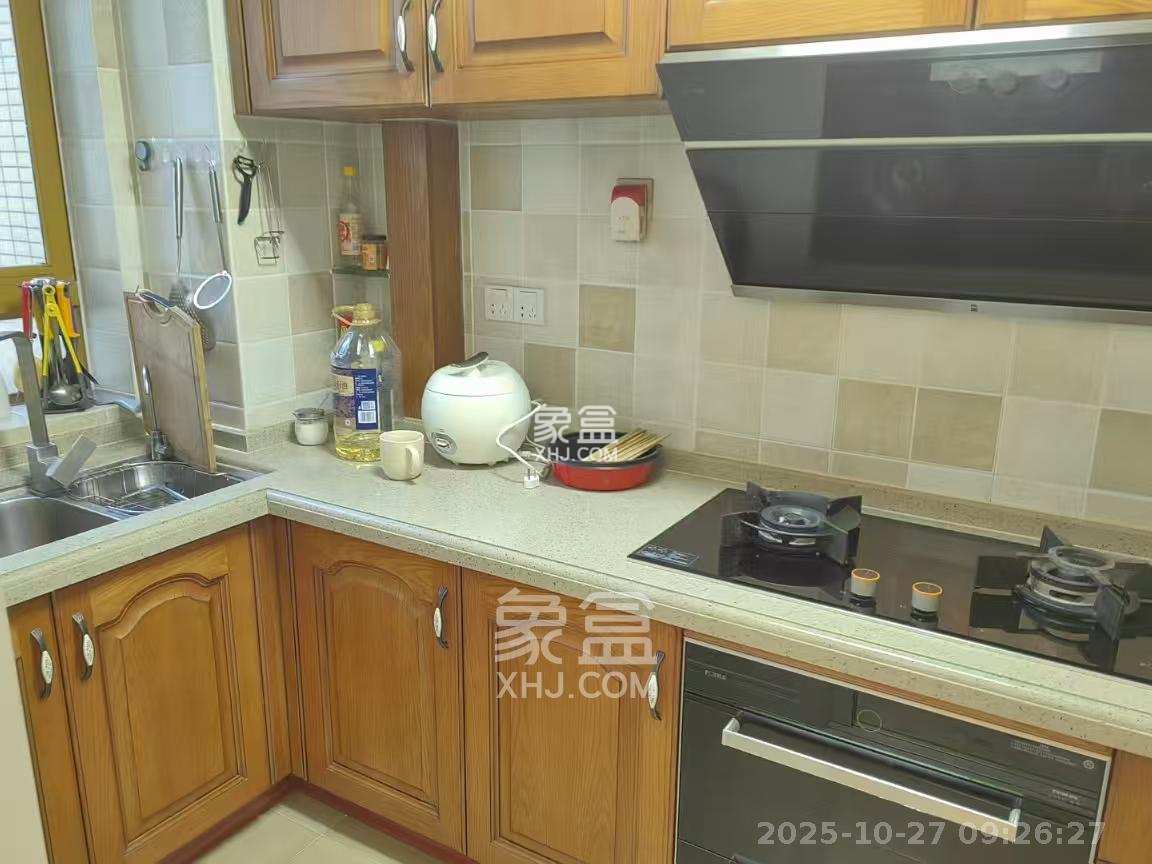 天健芙蓉盛世一期 3室2厅1卫 3850.0元/月 天健芙蓉盛世一期 3室2厅1卫 3850.0元/月室内图