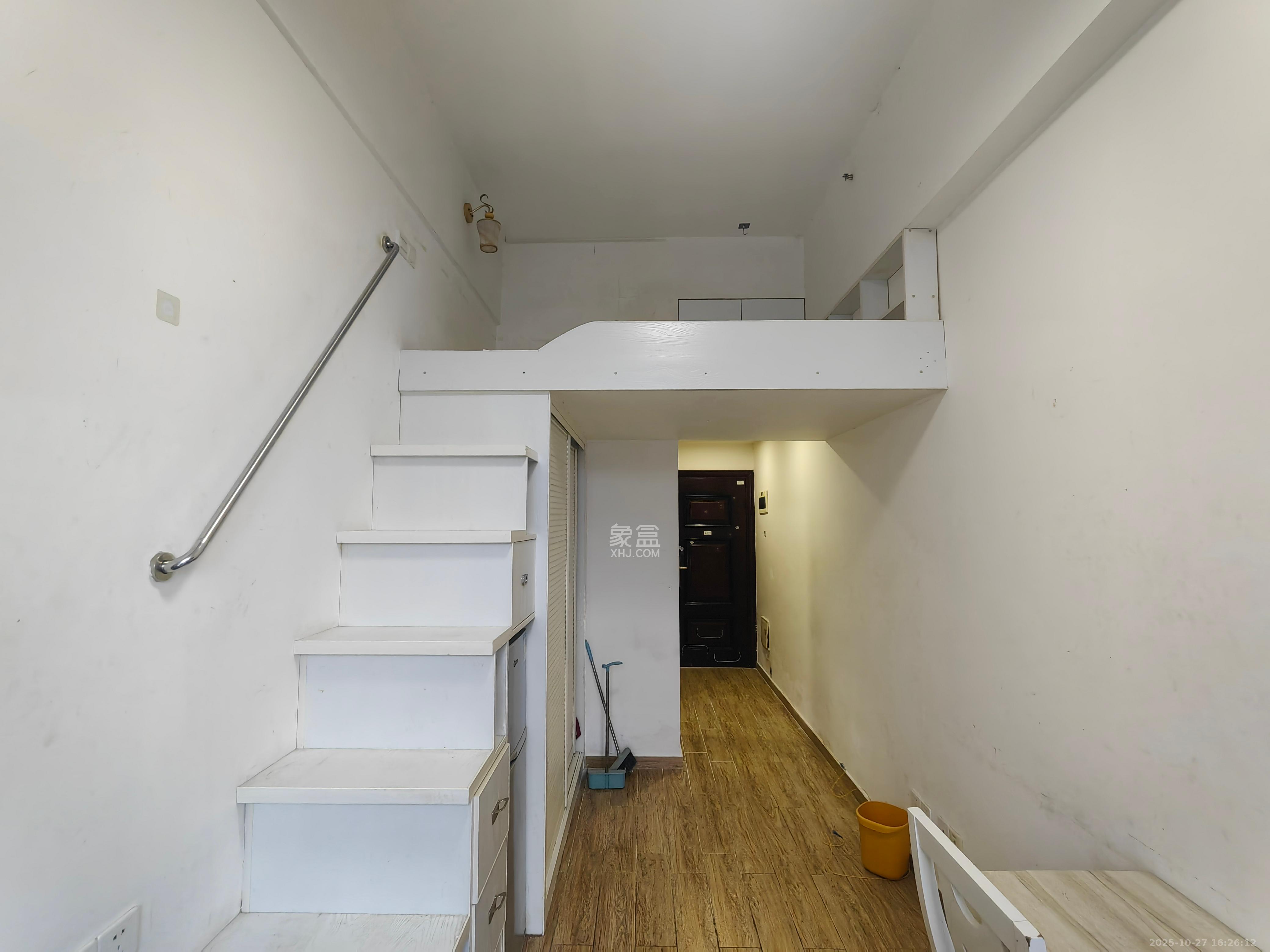 叠彩兰亭 1室1厅1卫 1000.0元/月 叠彩兰亭 1室1厅1卫 1000.0元/月室内图