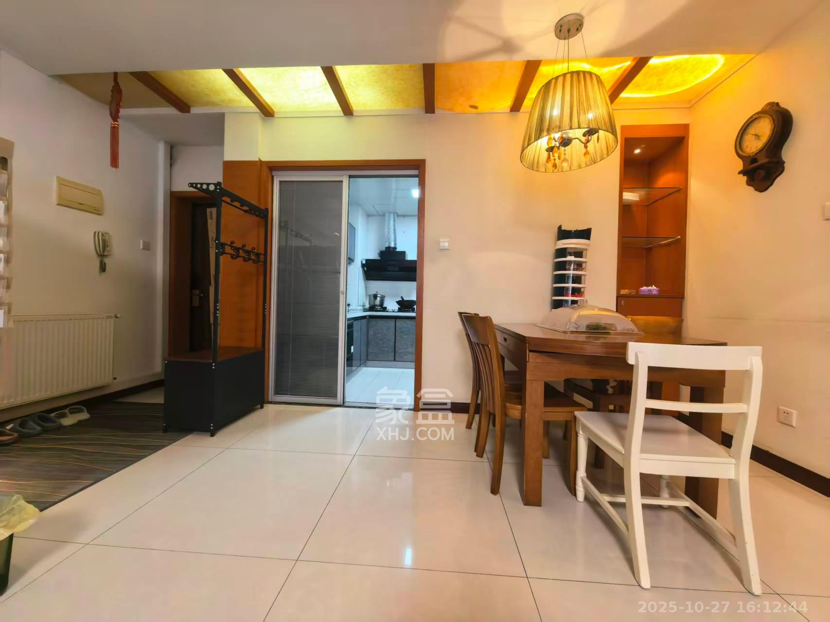 中天枫景园  4室2厅2卫    6500.0元/月 中天枫景园  4室2厅2卫    6500.0元/月室内图