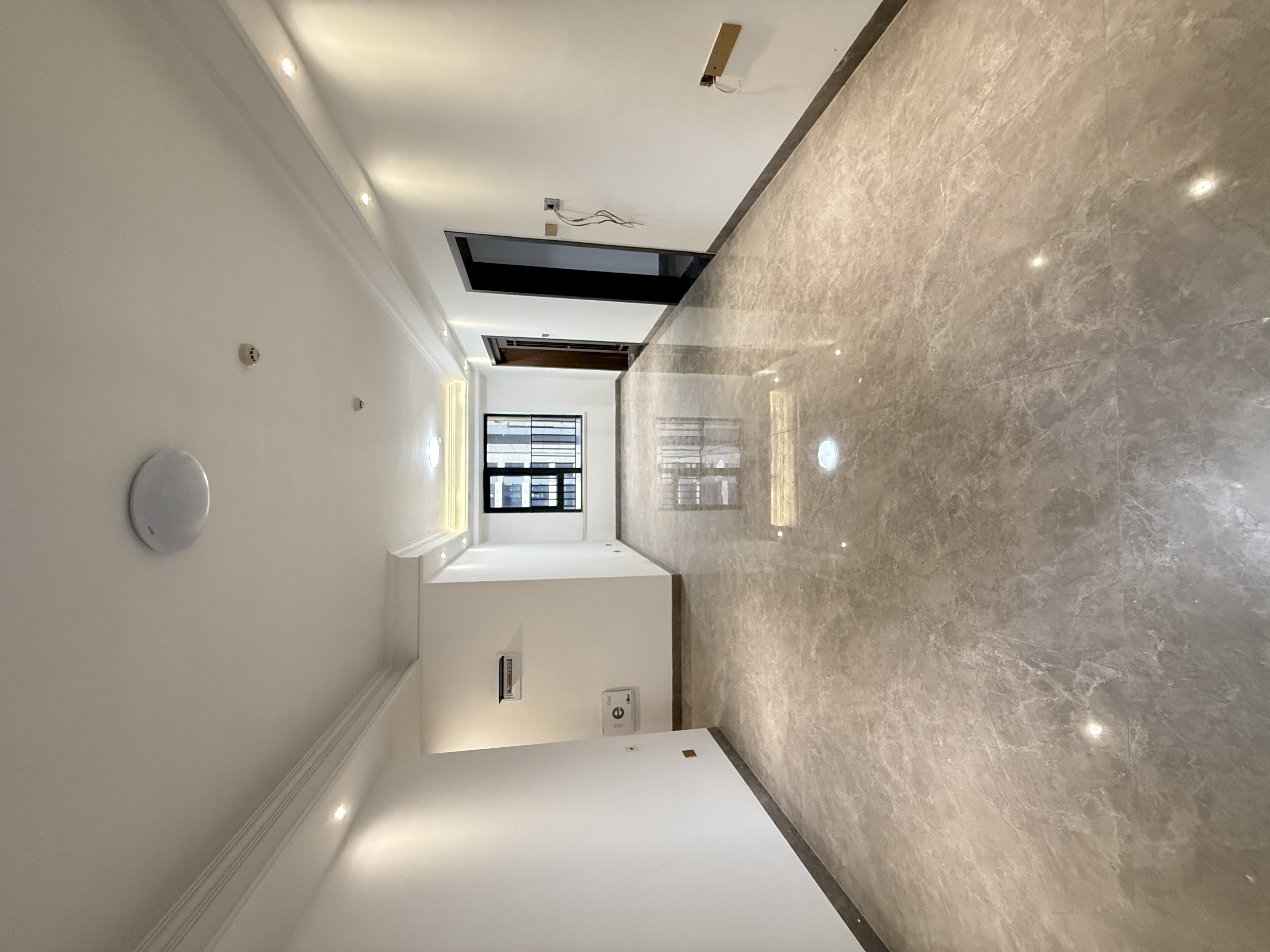 天街华府（海南新天地）  4室2厅2卫    3800.0元/月室内图