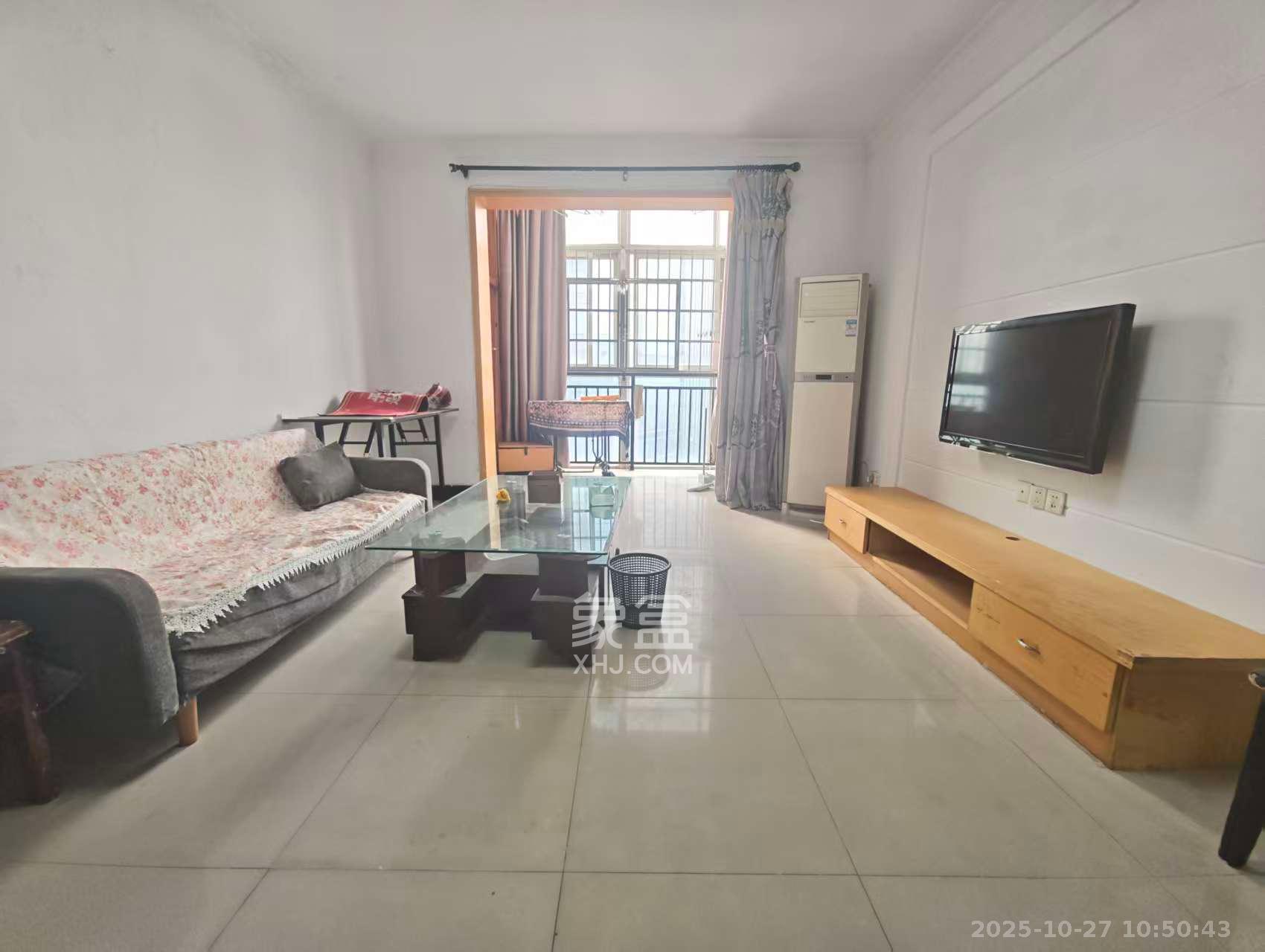 龙王港社区  2室2厅1卫    2400.0元/月 龙王港社区  2室2厅1卫    2400.0元/月室内图