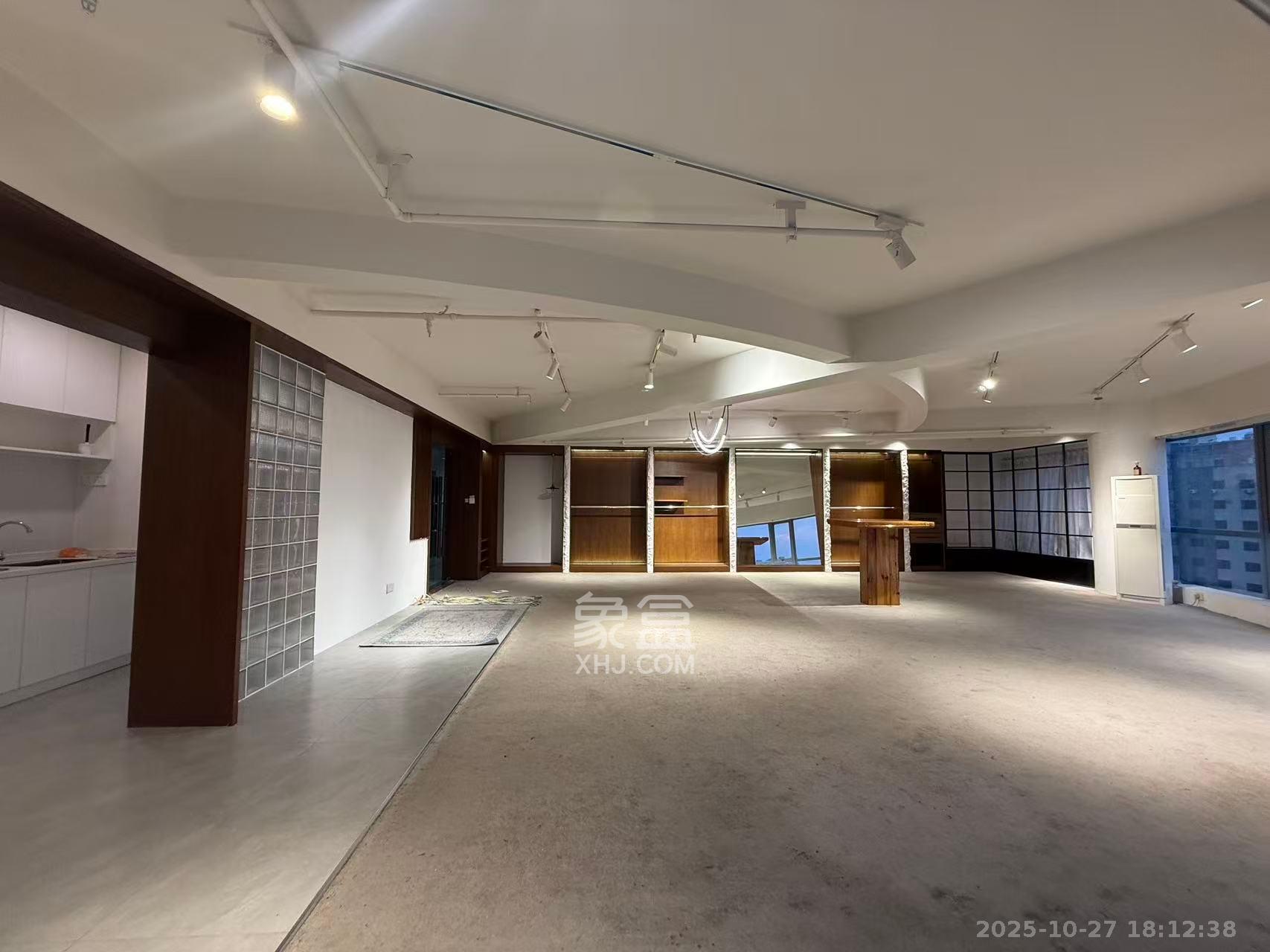 人瑞潇湘国际  1室1厅1卫    5500.0元/月 人瑞潇湘国际  1室1厅1卫    5500.0元/月室内图