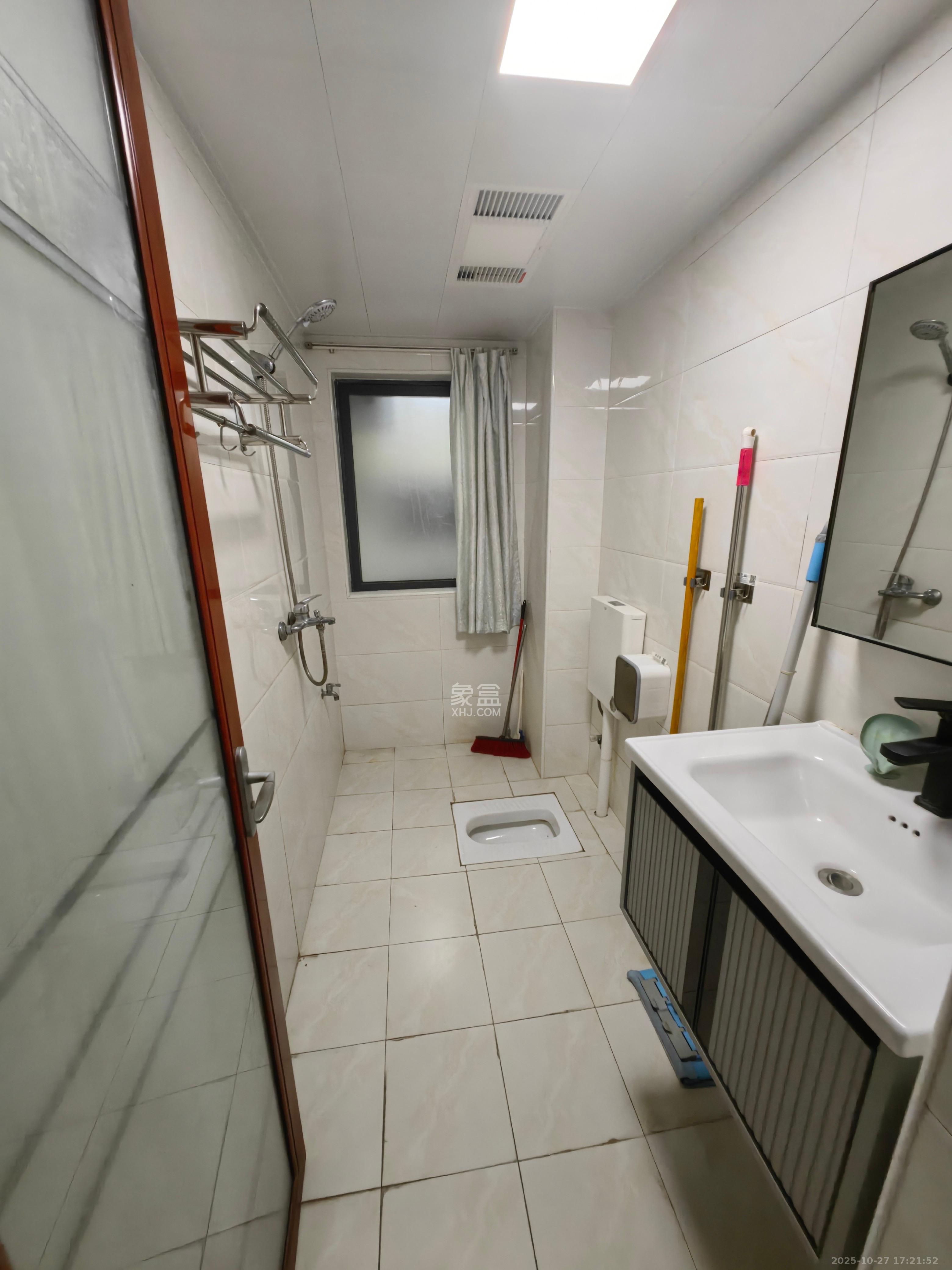 中建芙蓉嘉苑  1室0厅0卫    2200.0元/月 中建芙蓉嘉苑  1室0厅0卫    2200.0元/月室内图