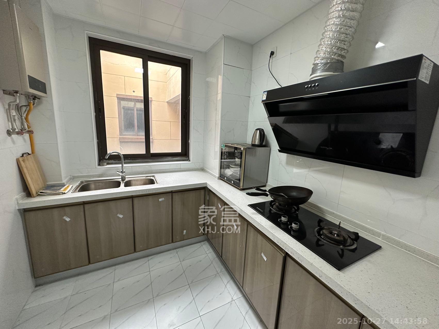 龙湖湘风原著（龙湖湘风星城）  3室2厅1卫    1600.0元/月室内图