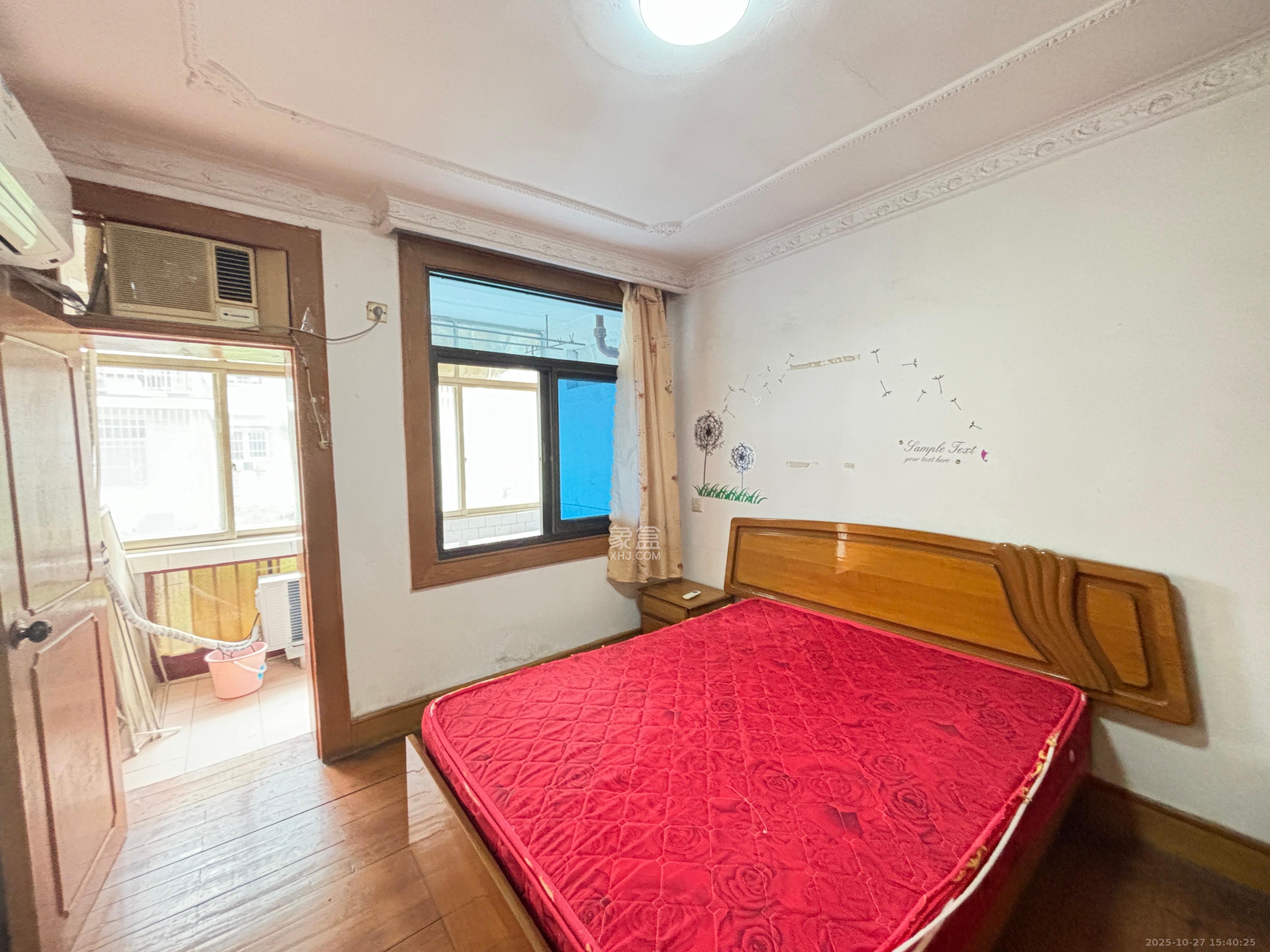 友谊路电视机厂宿舍  3室2厅1卫    1300.0元/月室内图