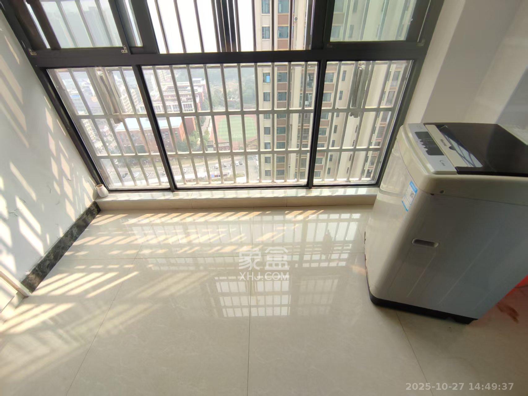 天元涉外景园C区  2室2厅1卫    2500.0元/月室内图