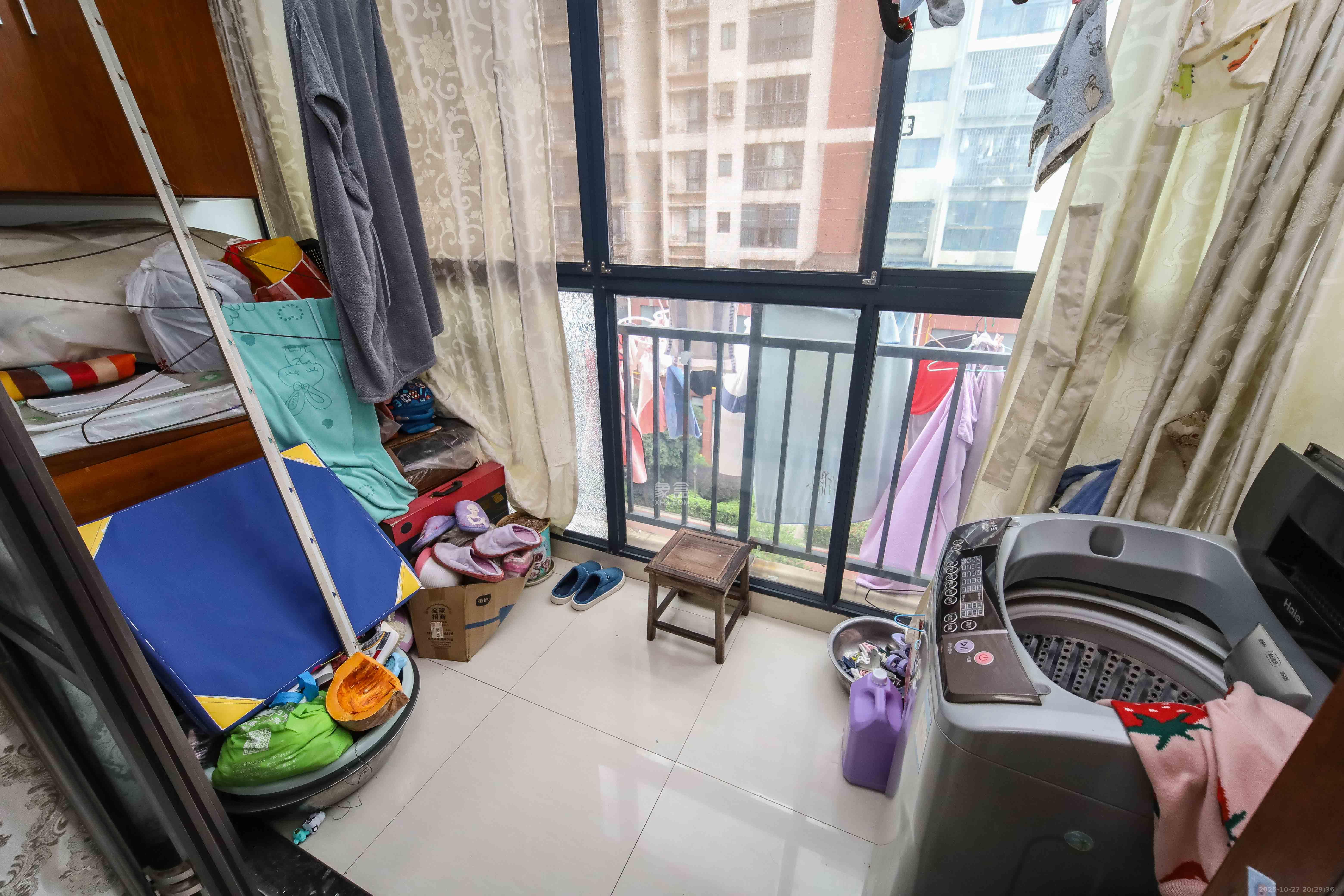 运通尊苑  3室2厅1卫    79.0万 运通尊苑  3室2厅1卫    79.0万阳台