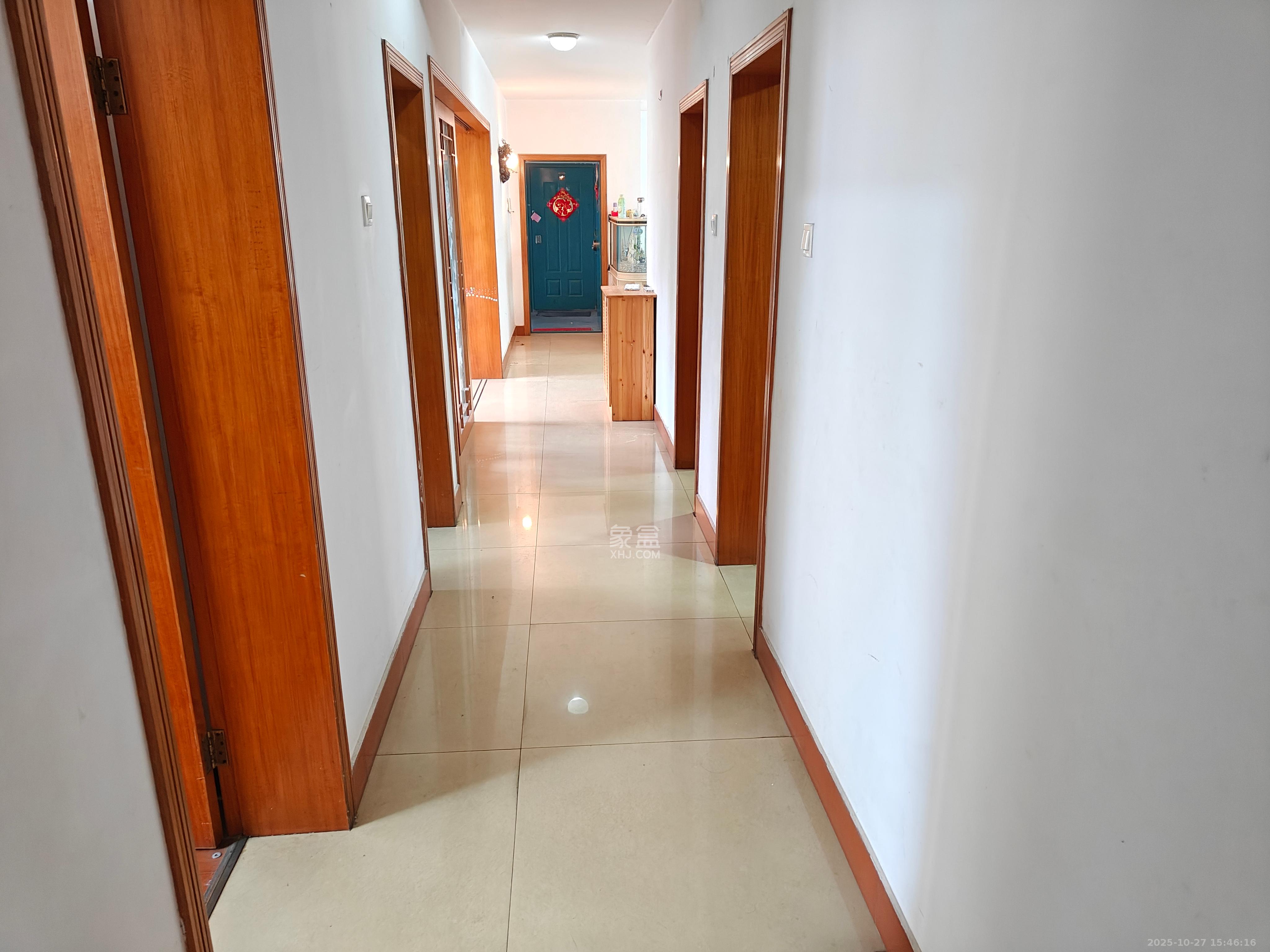 湘卫花苑  4室2厅2卫    2700.0元/月 湘卫花苑  4室2厅2卫    2700.0元/月室内图