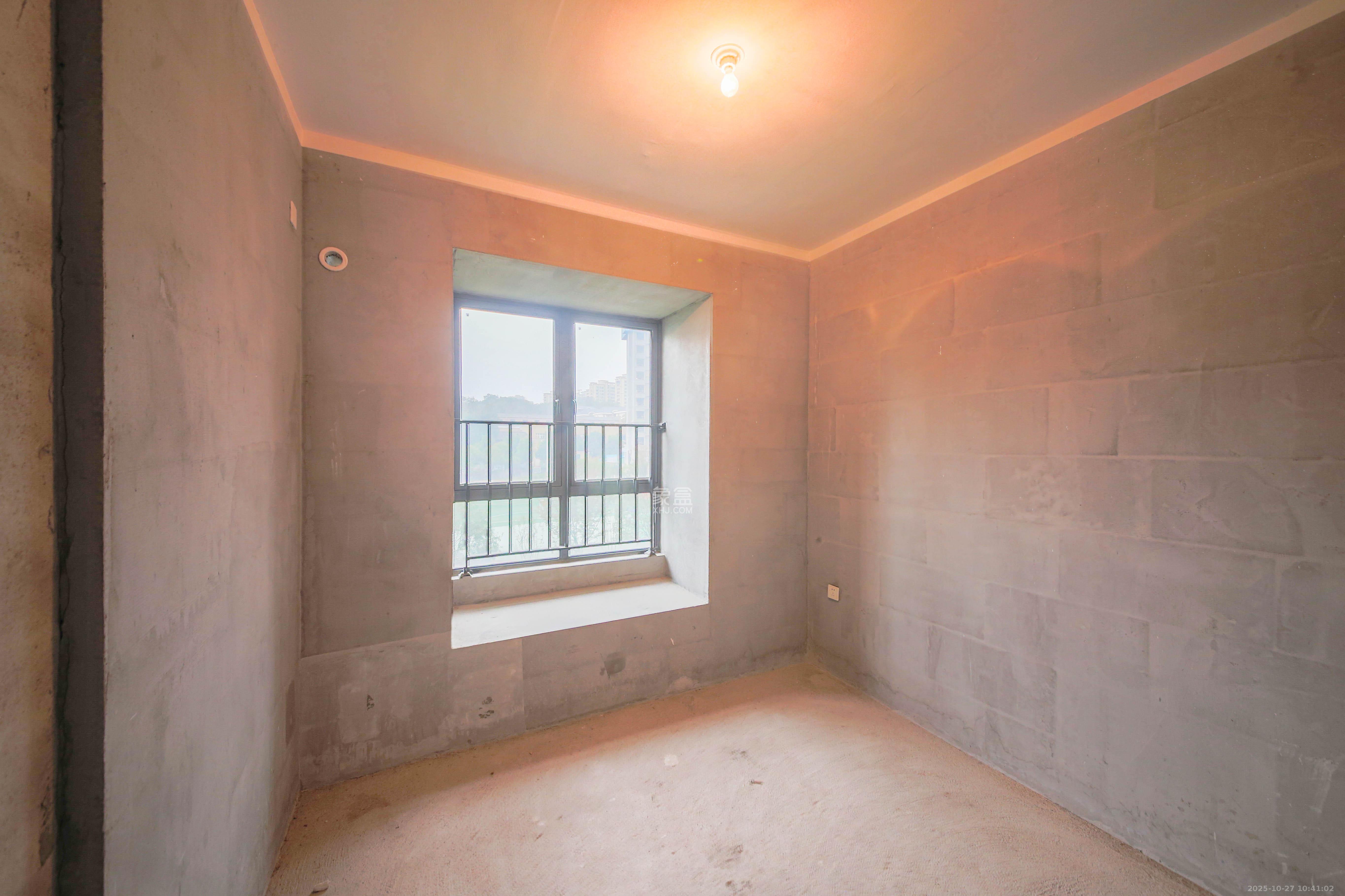 中建钰和城  3室2厅1卫    115.0万卧室