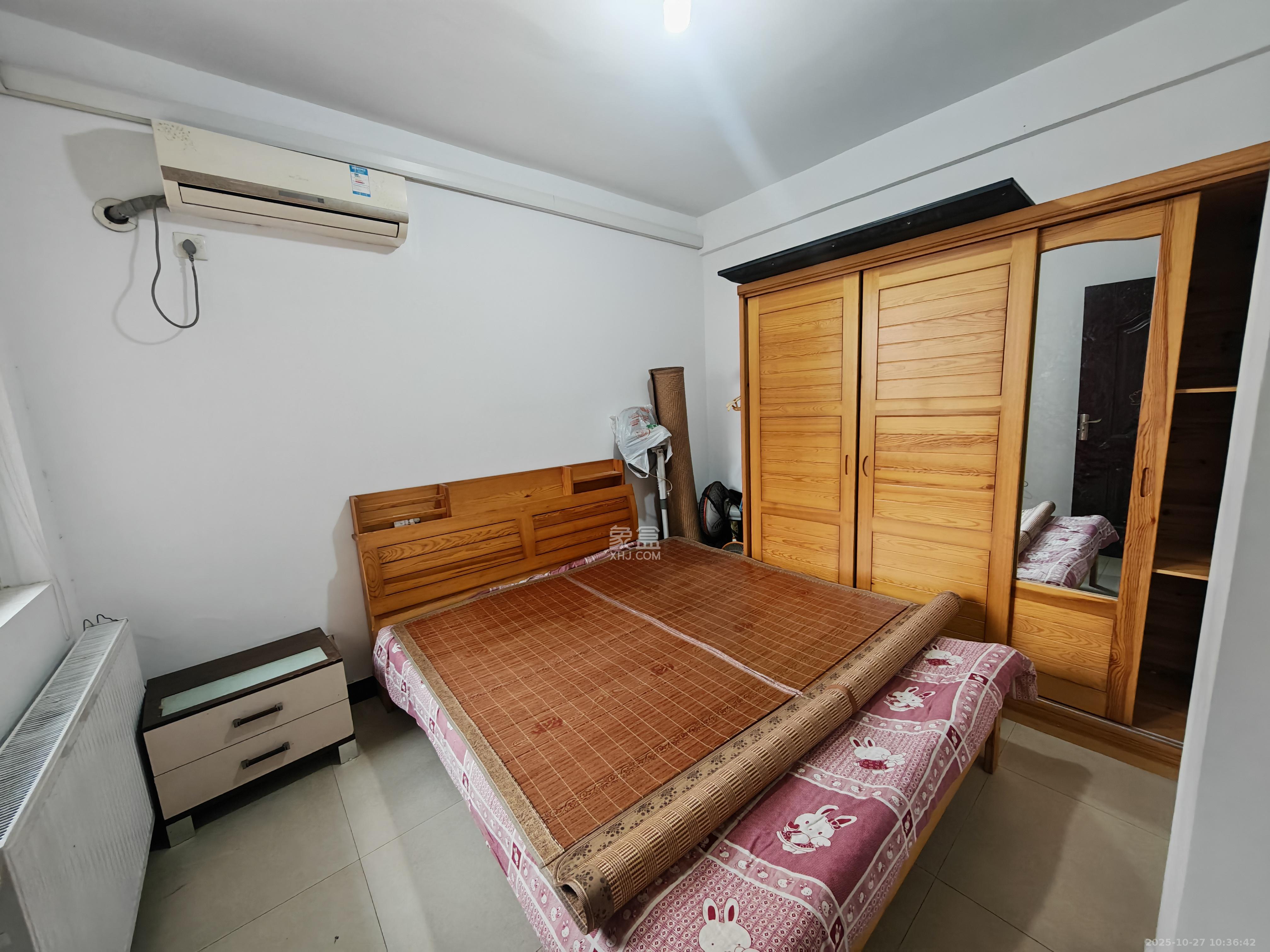 润芳园  2室2厅1卫    2000.0元/月 润芳园  2室2厅1卫    2000.0元/月室内图