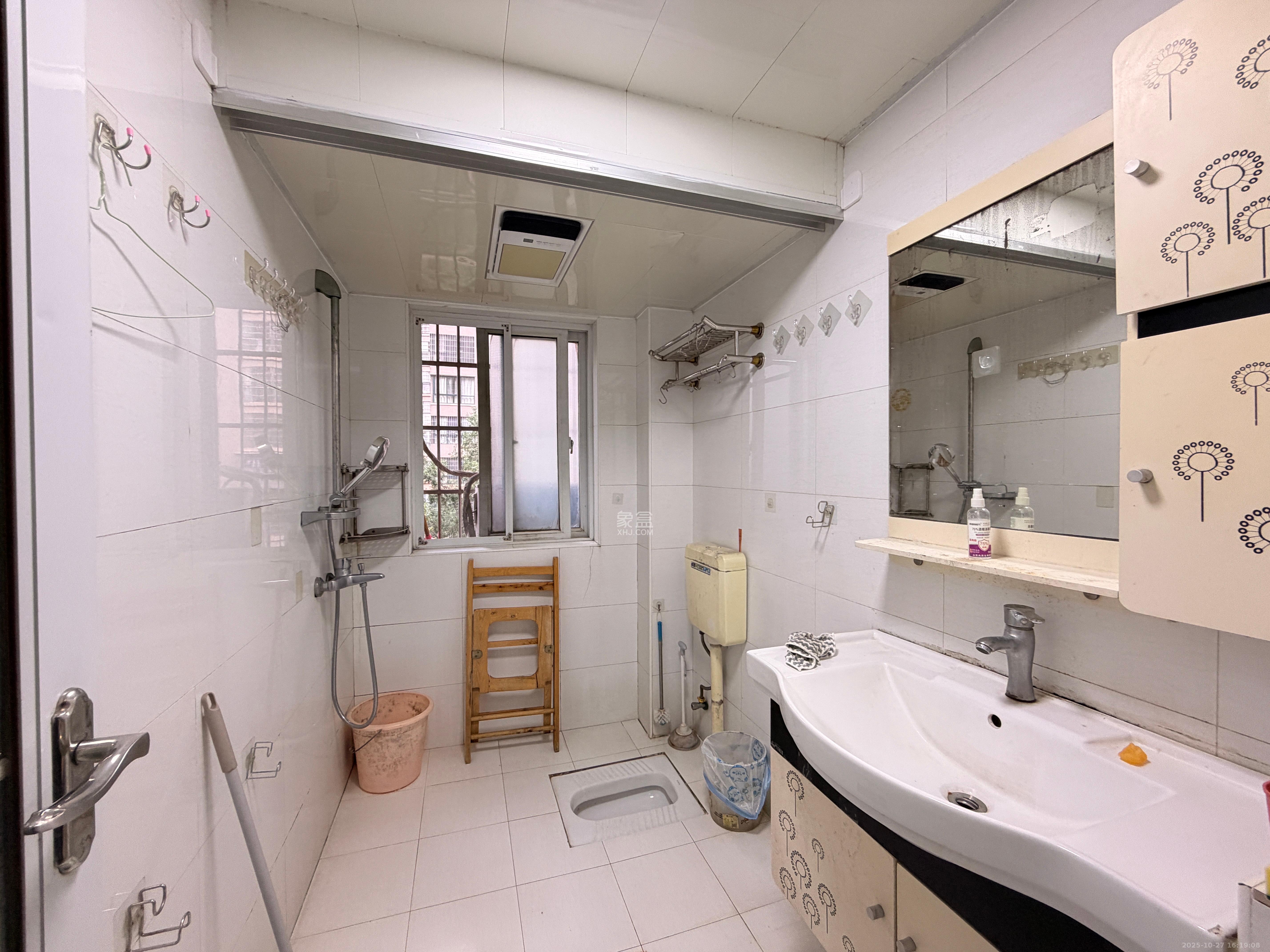 筑梦佳园 3室2厅2卫 1700.0元/月 筑梦佳园 3室2厅2卫 1700.0元/月室内图