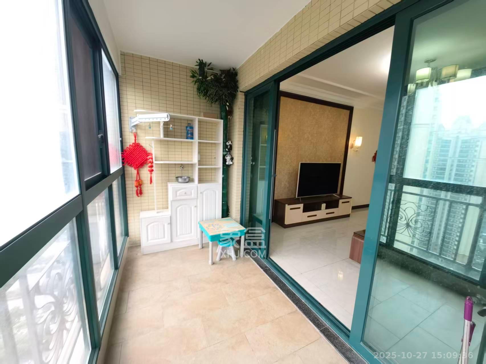 恒大翡翠华庭  3室2厅1卫    2500.0元/月室内图