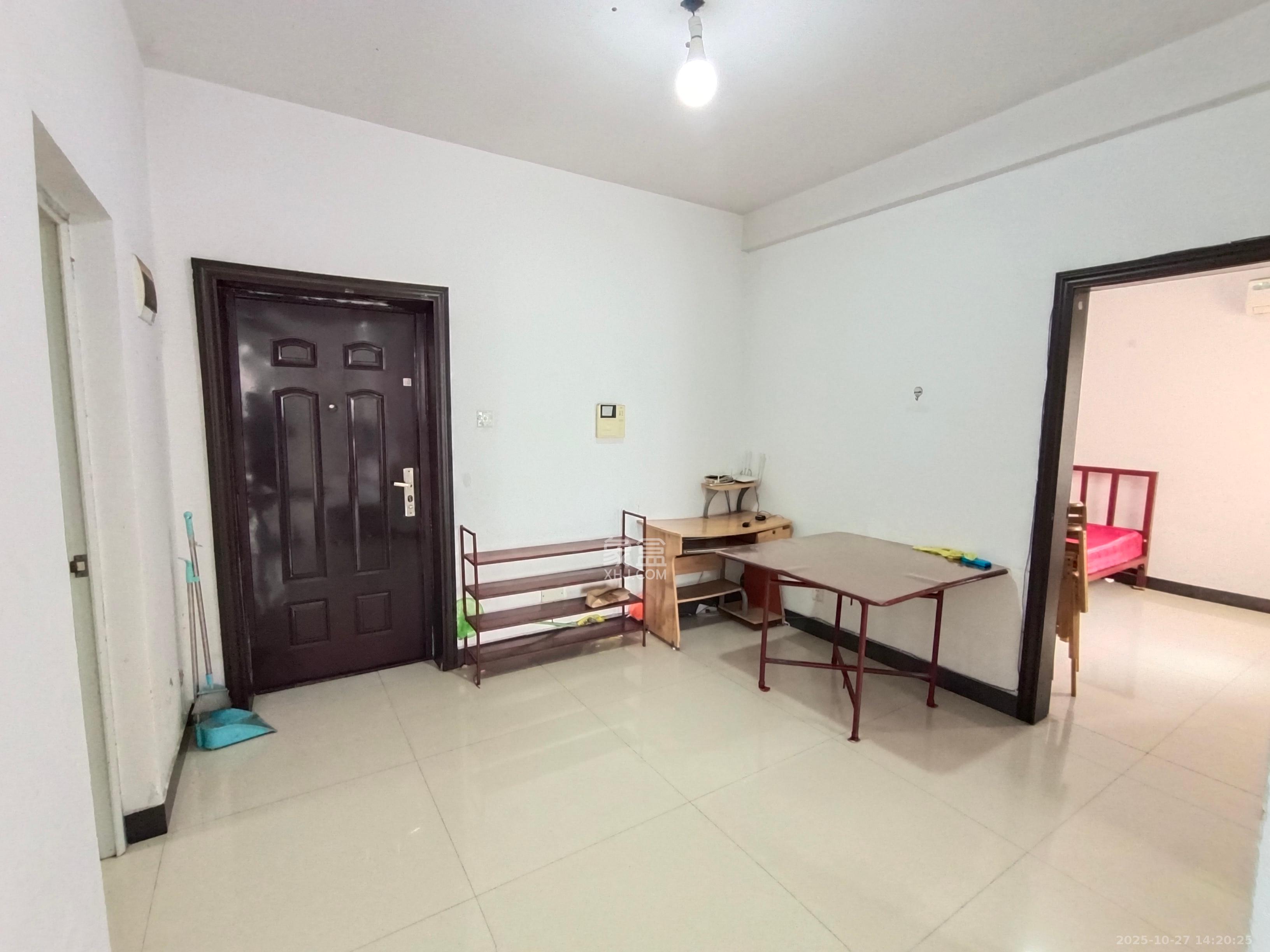 山水湾  2室2厅1卫    1600.0元/月