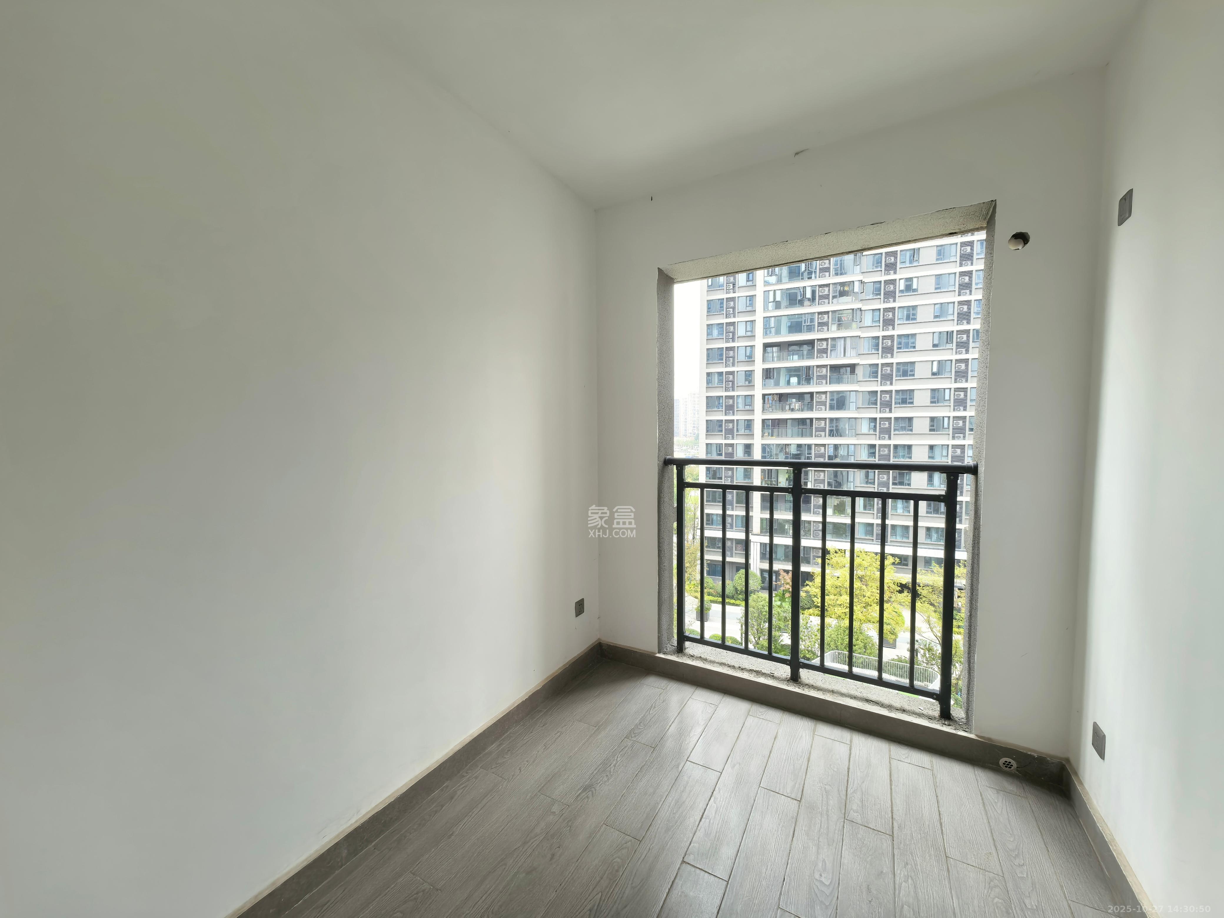 中海麓山境北区  4室2厅2卫    3000.0元/月室内图