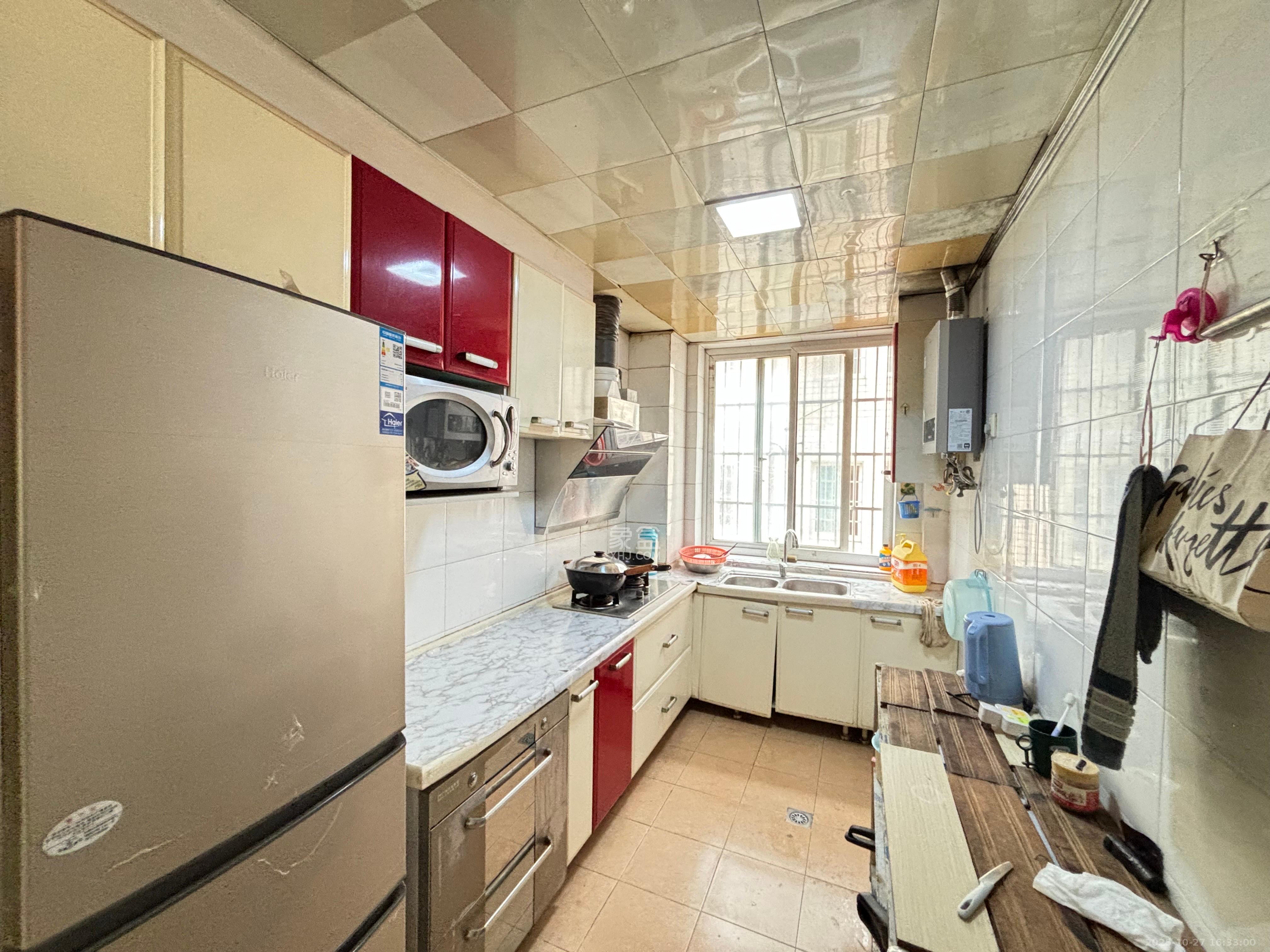 都市春天  3室2厅2卫    2500.0元/月 都市春天  3室2厅2卫    2500.0元/月室内图