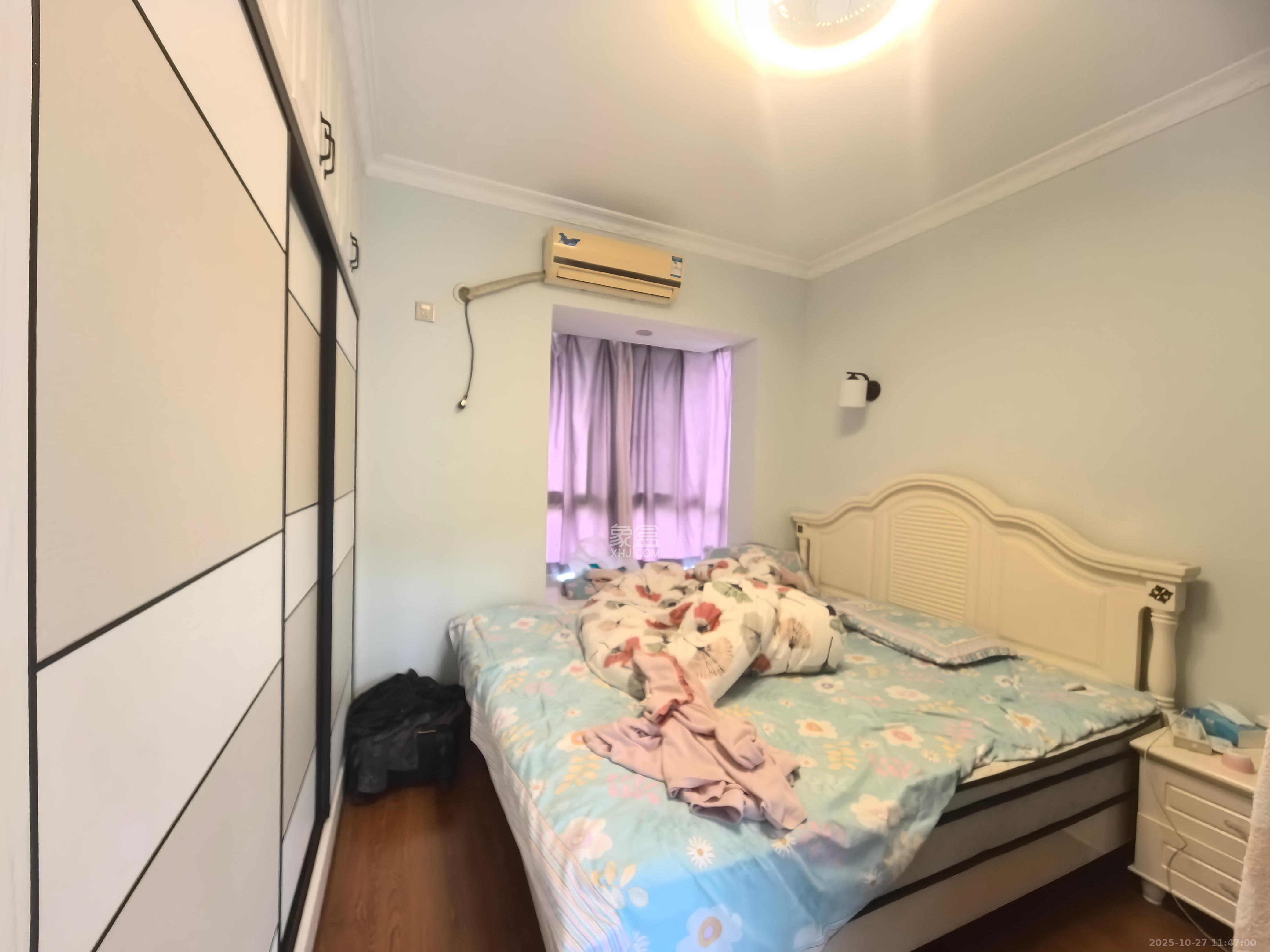 谷山乐园三期  3室2厅1卫    2400.0元/月 谷山乐园三期  3室2厅1卫    2400.0元/月室内图