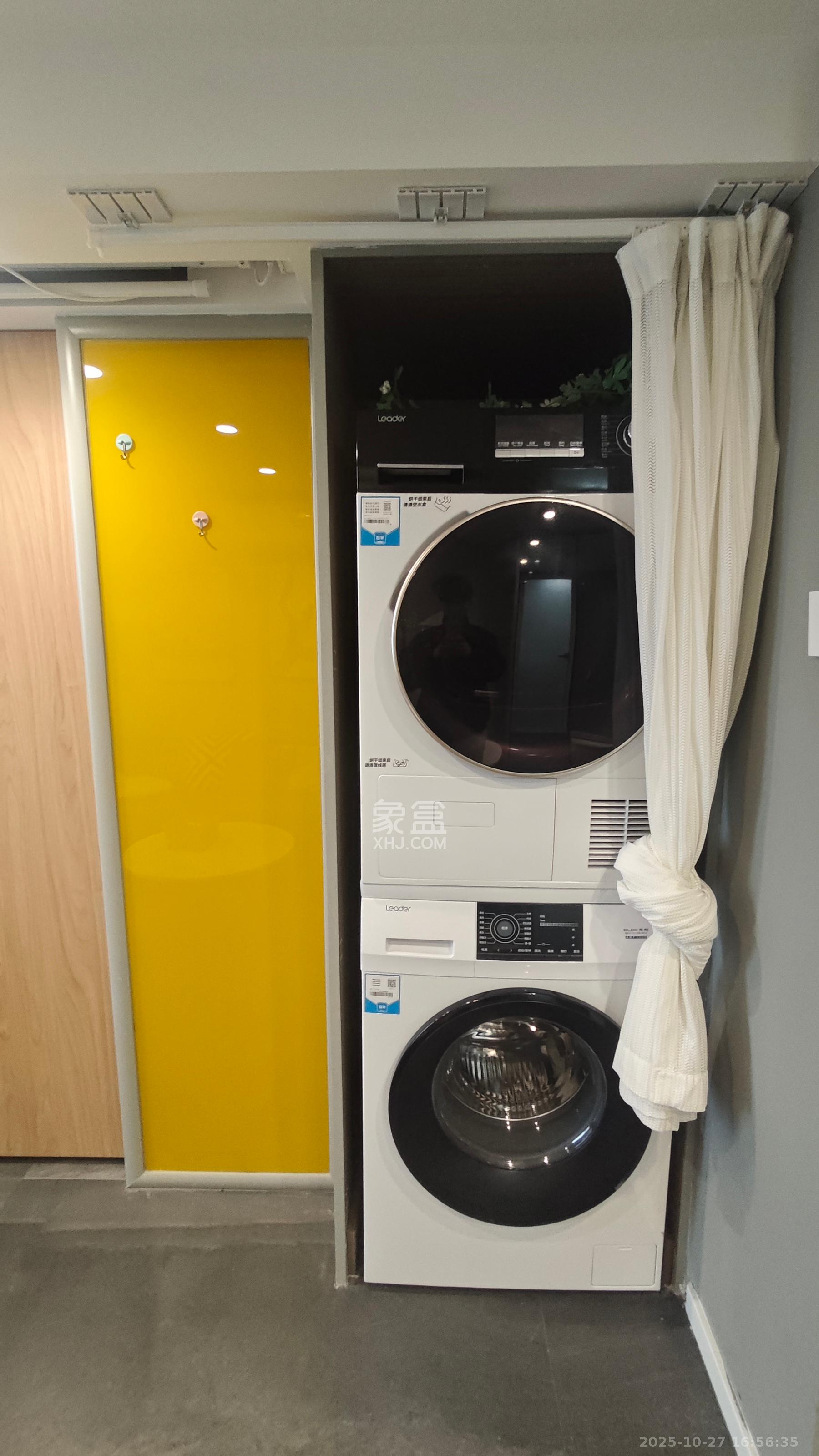 弘坤云寓  1室0厅0卫    2700.0元/月 弘坤云寓  1室0厅0卫    2700.0元/月室内图