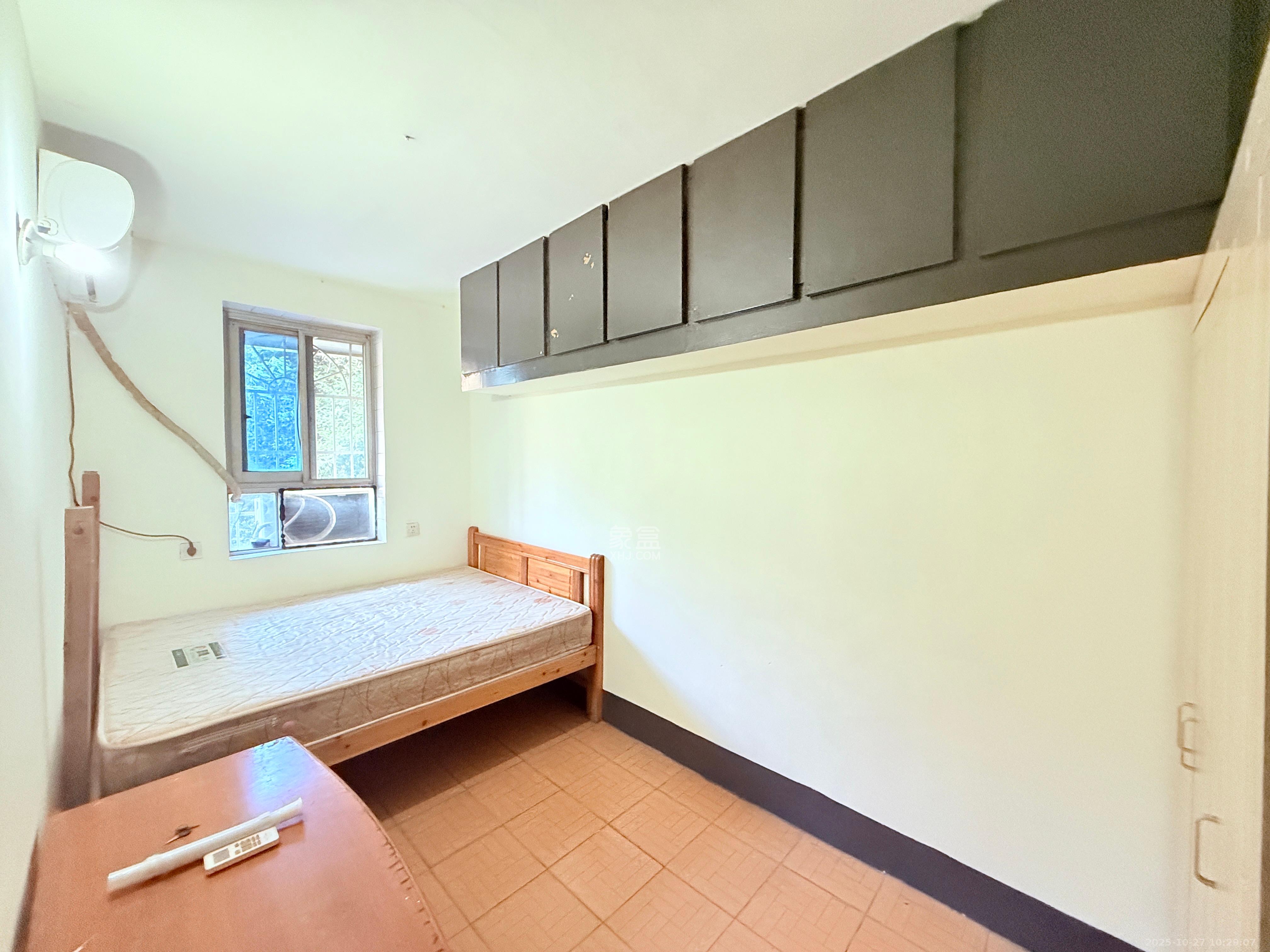 长沙市第二汽修制厂宿舍  2室1厅1卫    1200.0元/月室内图