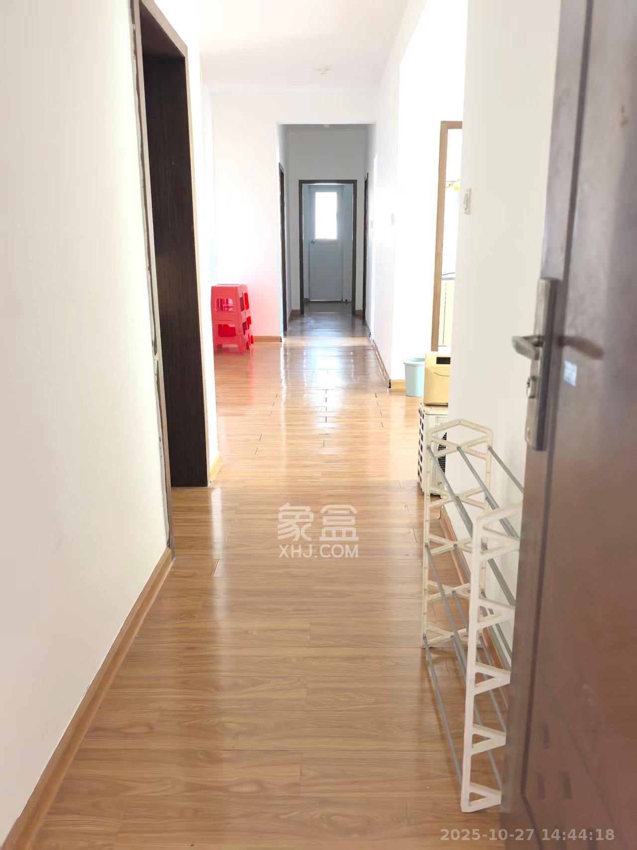 金凤滩家园  1室2厅3卫    1500.0元/月室内图