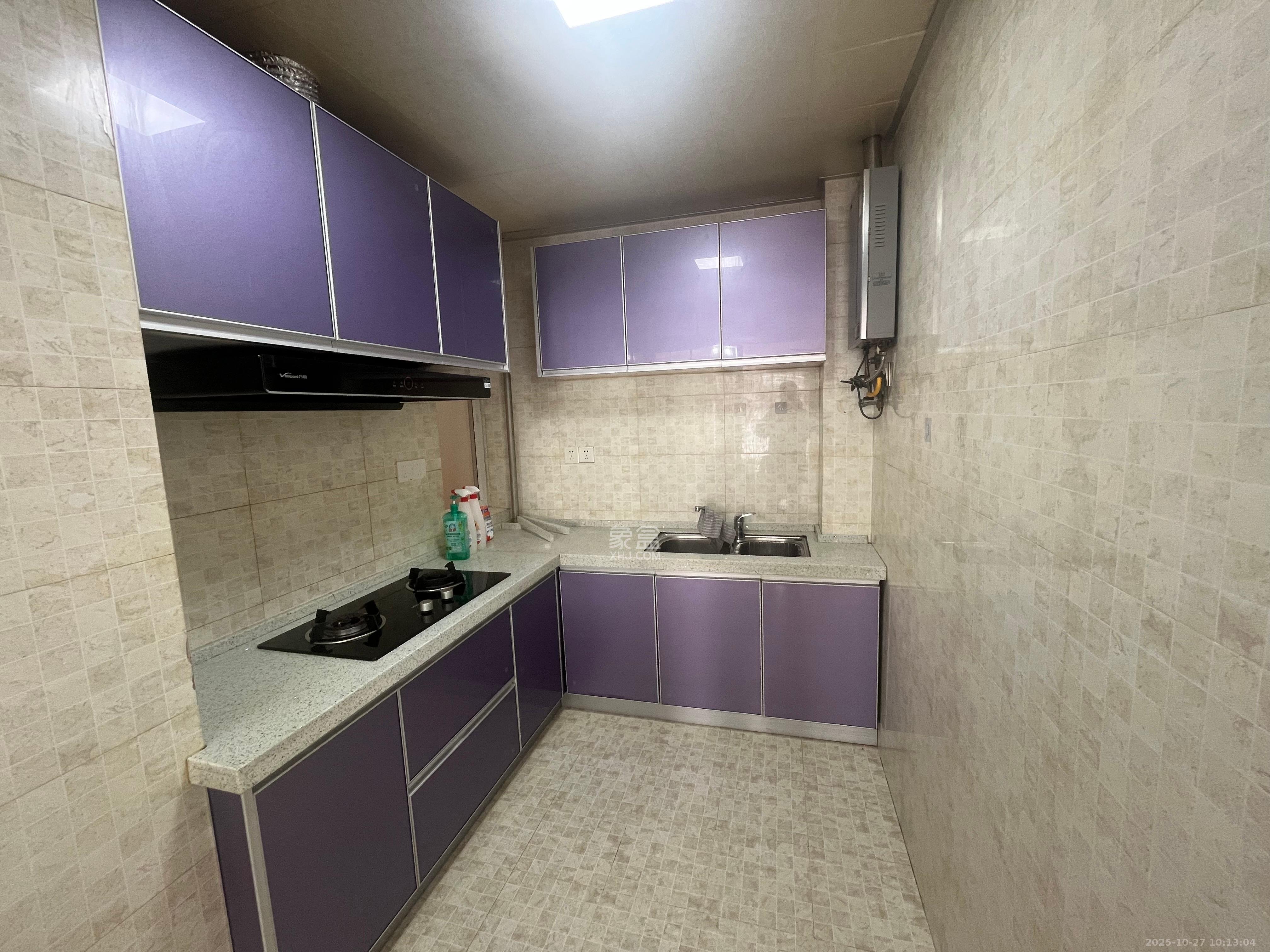 上河国际C区 3室2厅1卫 2800.0元/月 上河国际C区 3室2厅1卫 2800.0元/月室内图