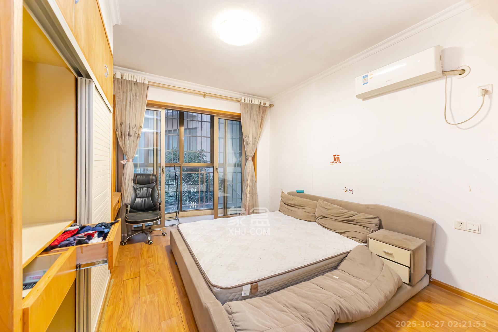 长沙玫瑰园  1室2厅2卫    65.0万卧室