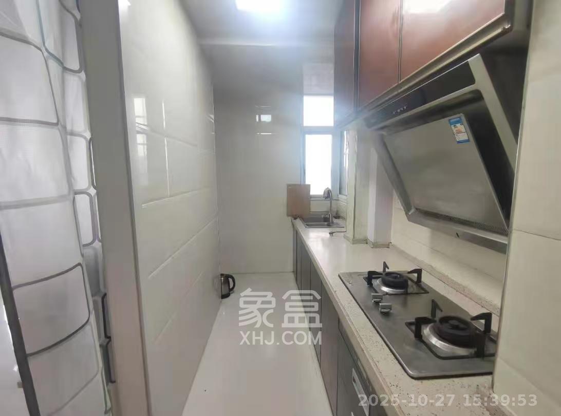 上河国际C区 1室1厅1卫 1800.0元/月 上河国际C区 1室1厅1卫 1800.0元/月室内图