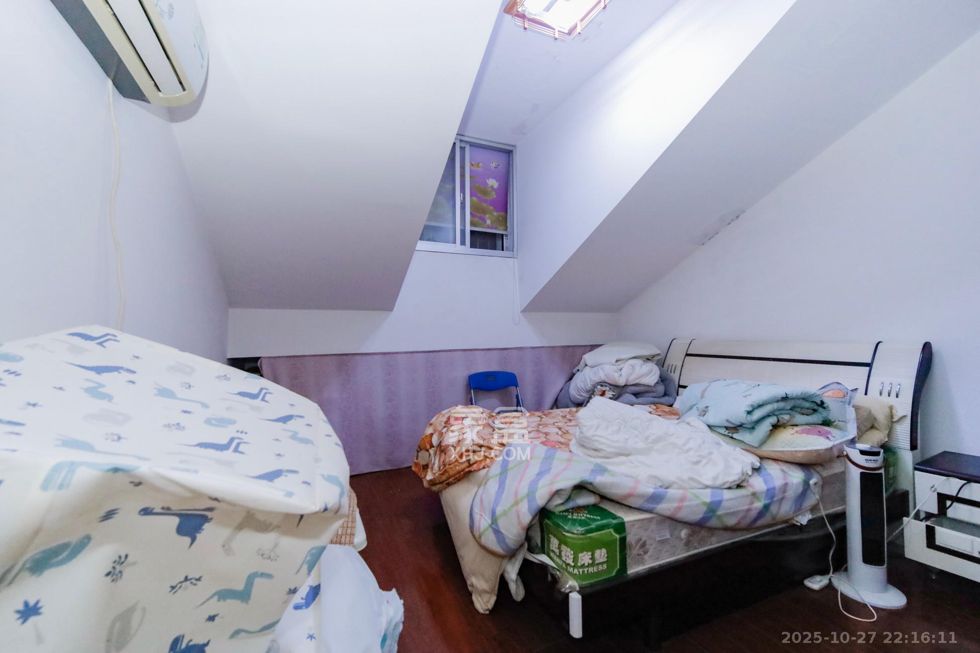 恒盛佳苑  3室2厅1卫    43.0万卧室