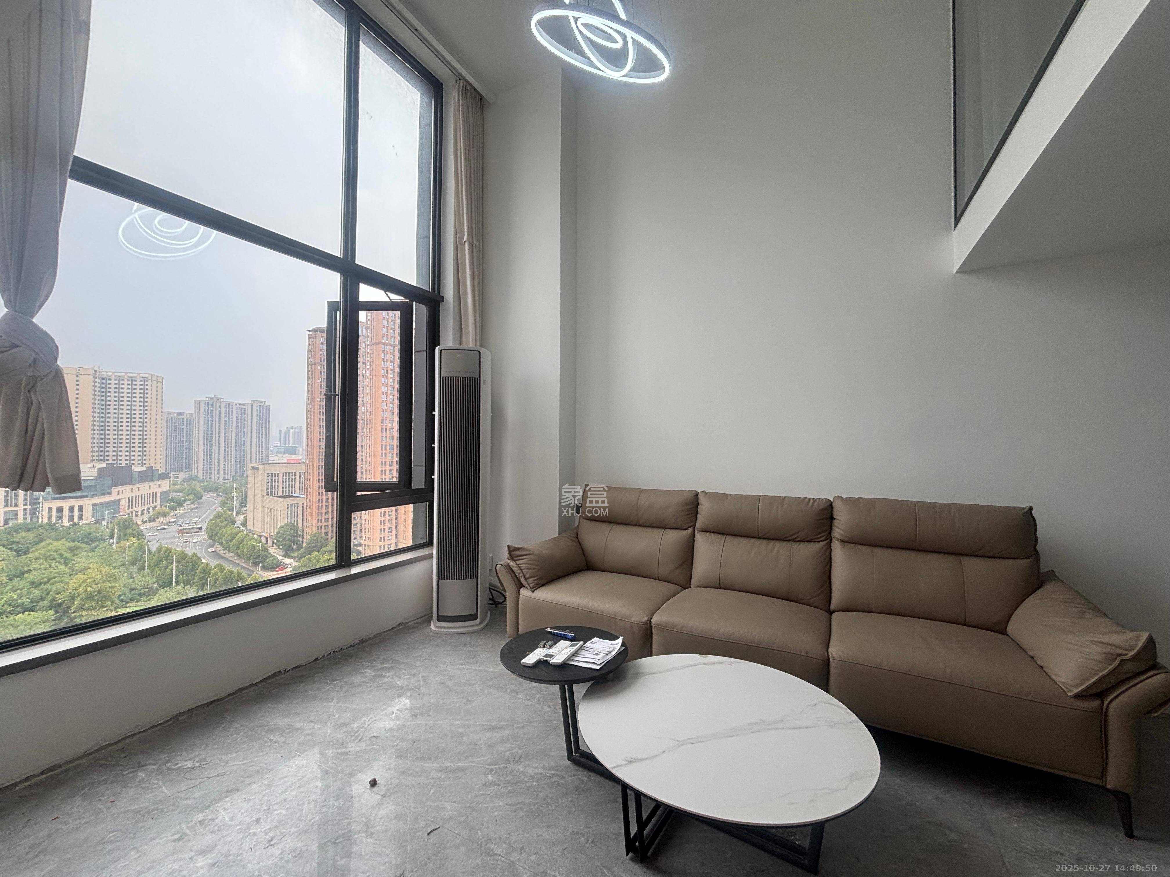 万科金色麦田  2室1厅1卫    2400.0元/月