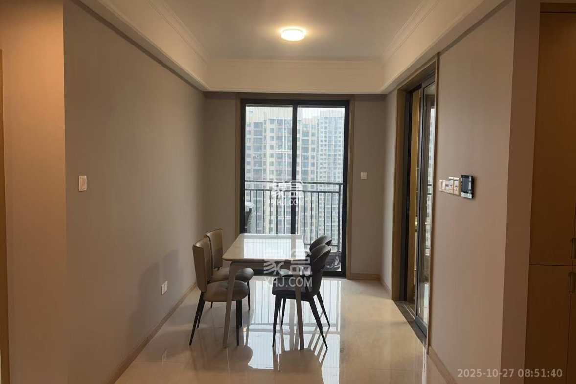 运达锦绣广场  4室2厅2卫    4680.0元/月 运达锦绣广场  4室2厅2卫    4680.0元/月室内图