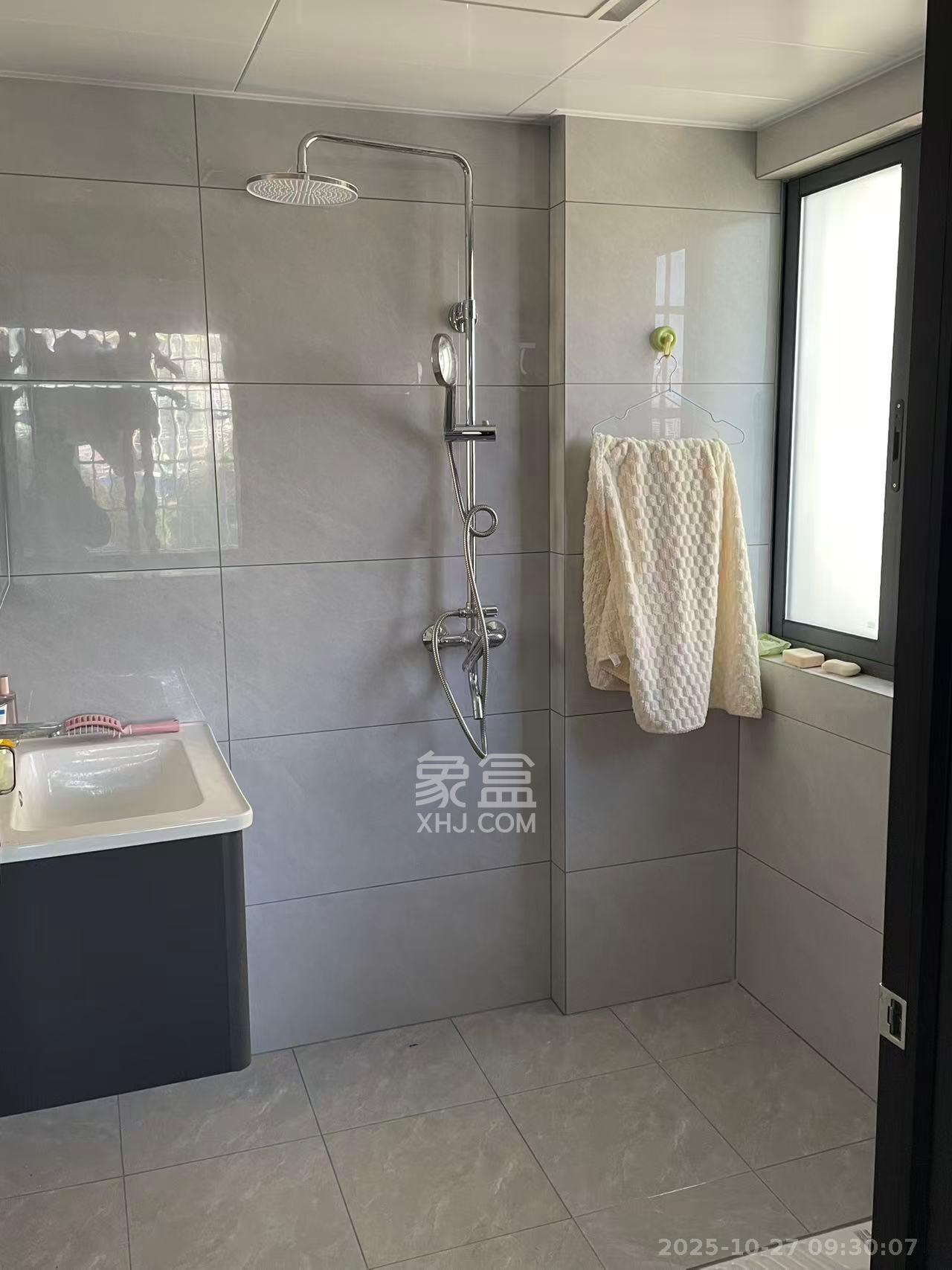 桥头家园三期  2室1厅1卫    1600.0元/月 桥头家园三期  2室1厅1卫    1600.0元/月室内图