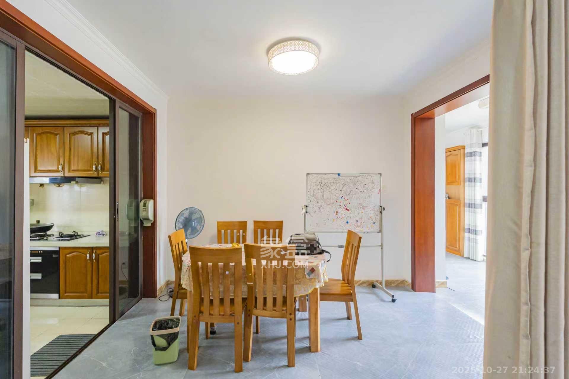 海洋半岛(月珑湾)  3室2厅2卫    2800.0元/月 海洋半岛(月珑湾)  3室2厅2卫    2800.0元/月室内图