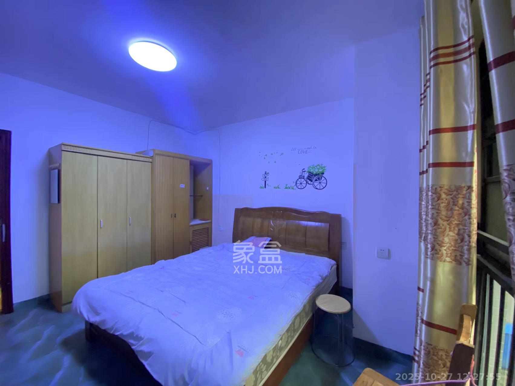 东岸梅园小区  1室1厅1卫    1300.0元/月 东岸梅园小区  1室1厅1卫    1300.0元/月室内图