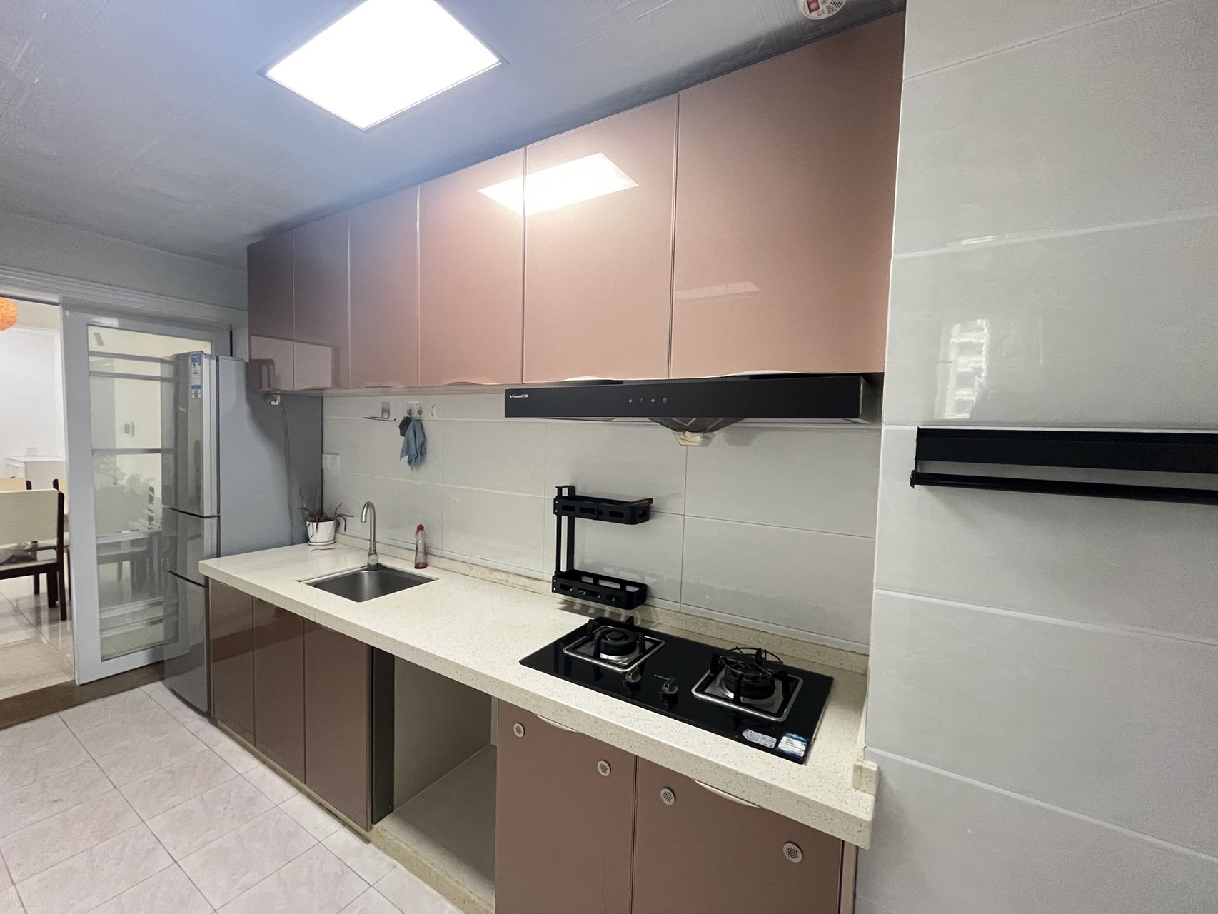 国兴城(C区) 2室2厅1卫 3400.0元/月 国兴城(C区) 2室2厅1卫 3400.0元/月室内图